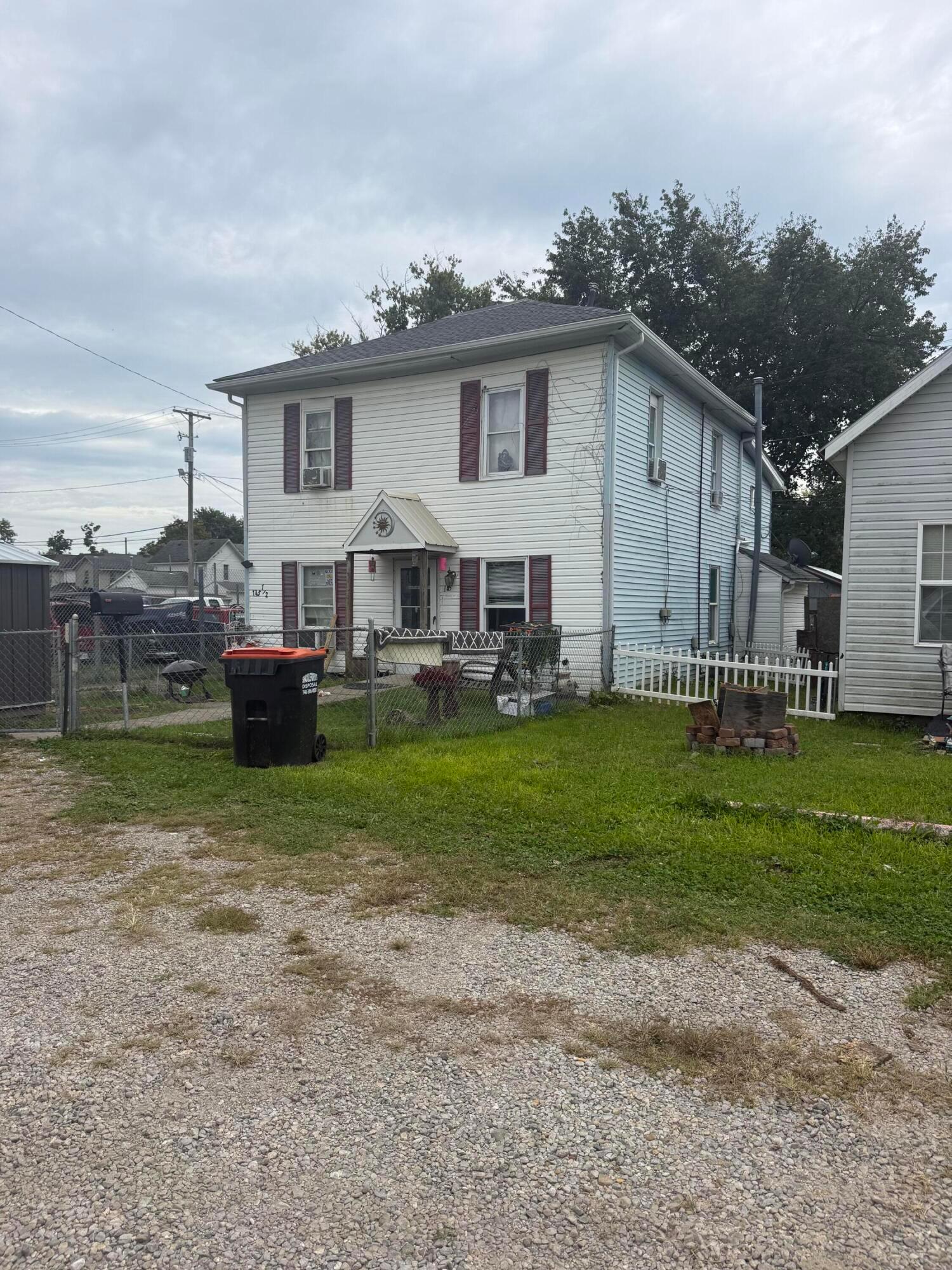 145 W Railroad Street Property Photo 1