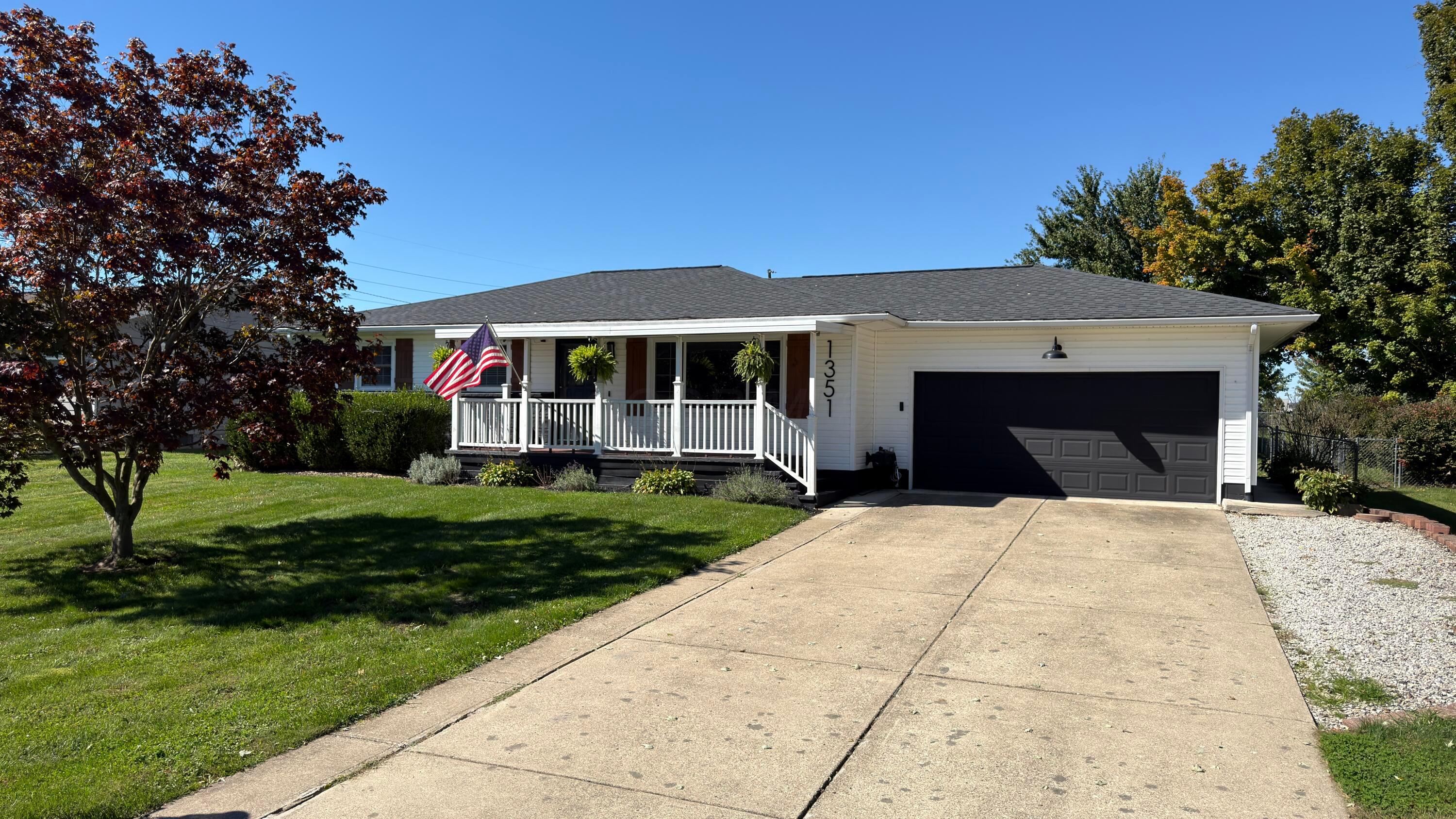 1351 Luckee Avenue Property Photo 1
