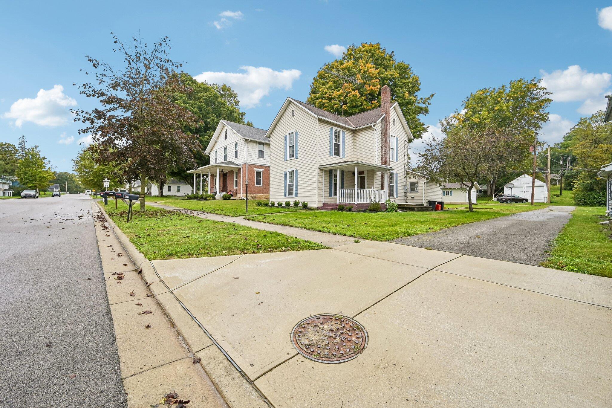 312 W Columbus Street Property Photo 1