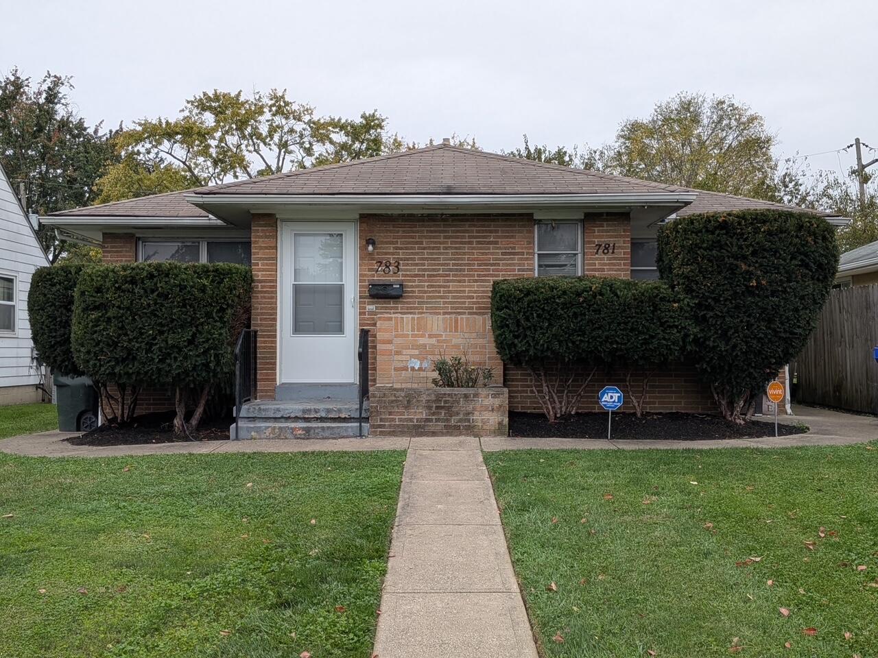 781-783 S Hampton Road Property Photo 1