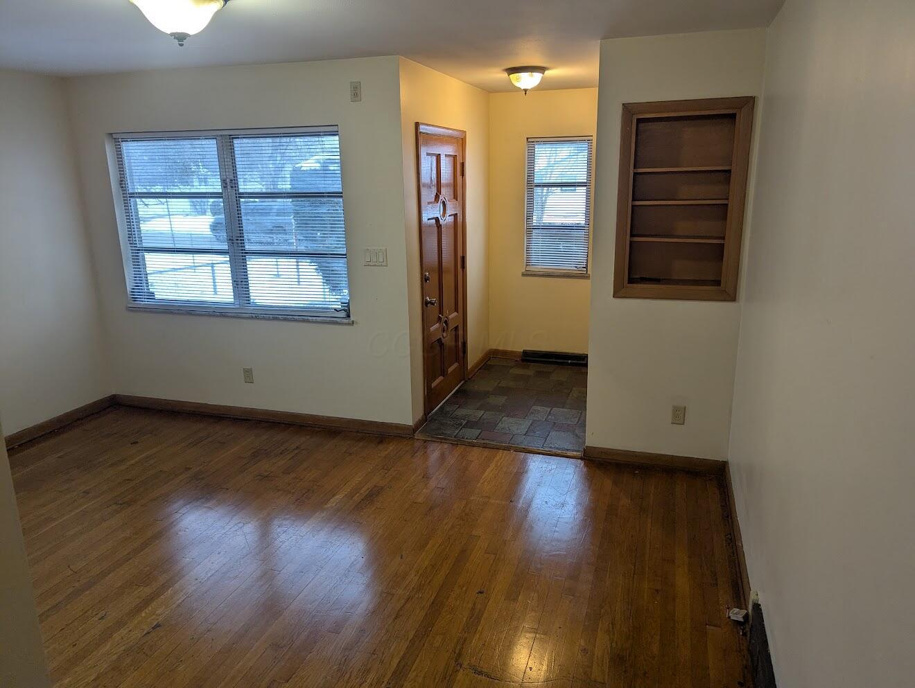 781-783 S Hampton Road Property Photo 3
