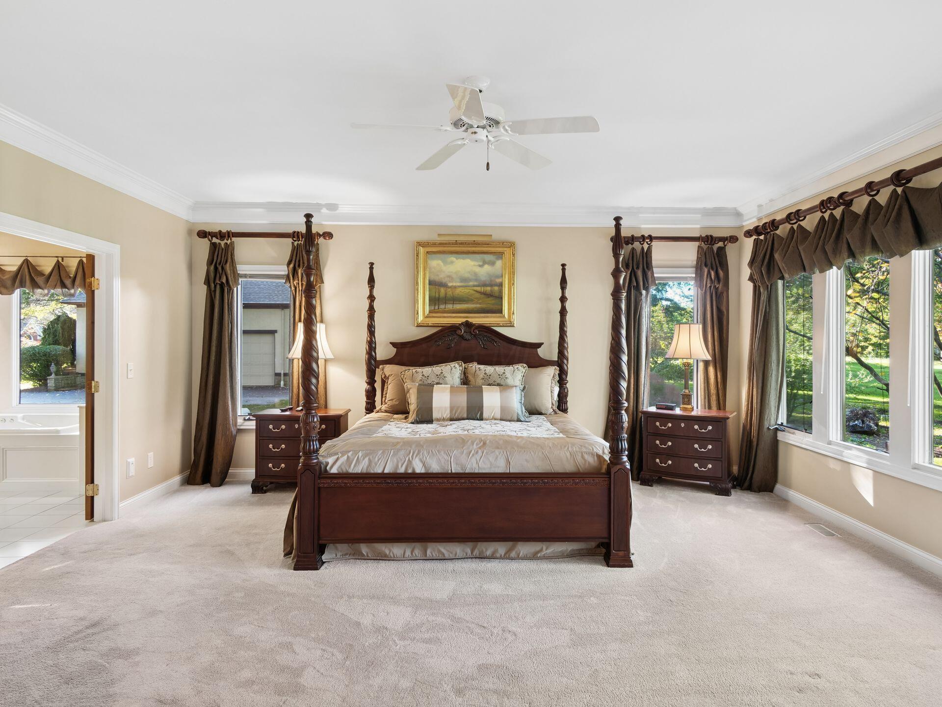 10541 Wellington Boulevard Property Photo 36