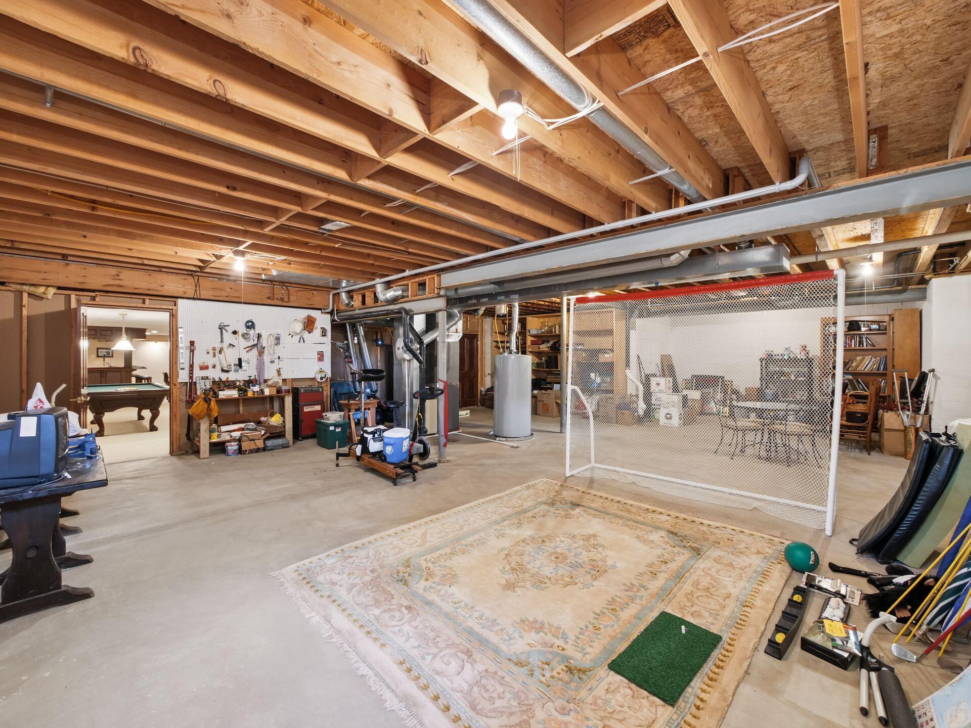 10541 Wellington Boulevard Property Photo 68