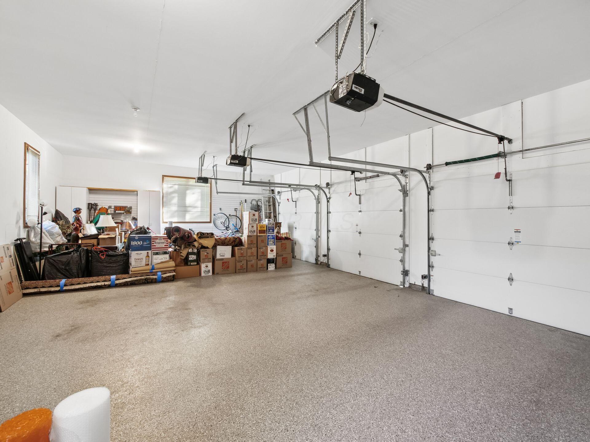 10541 Wellington Boulevard Property Photo 71