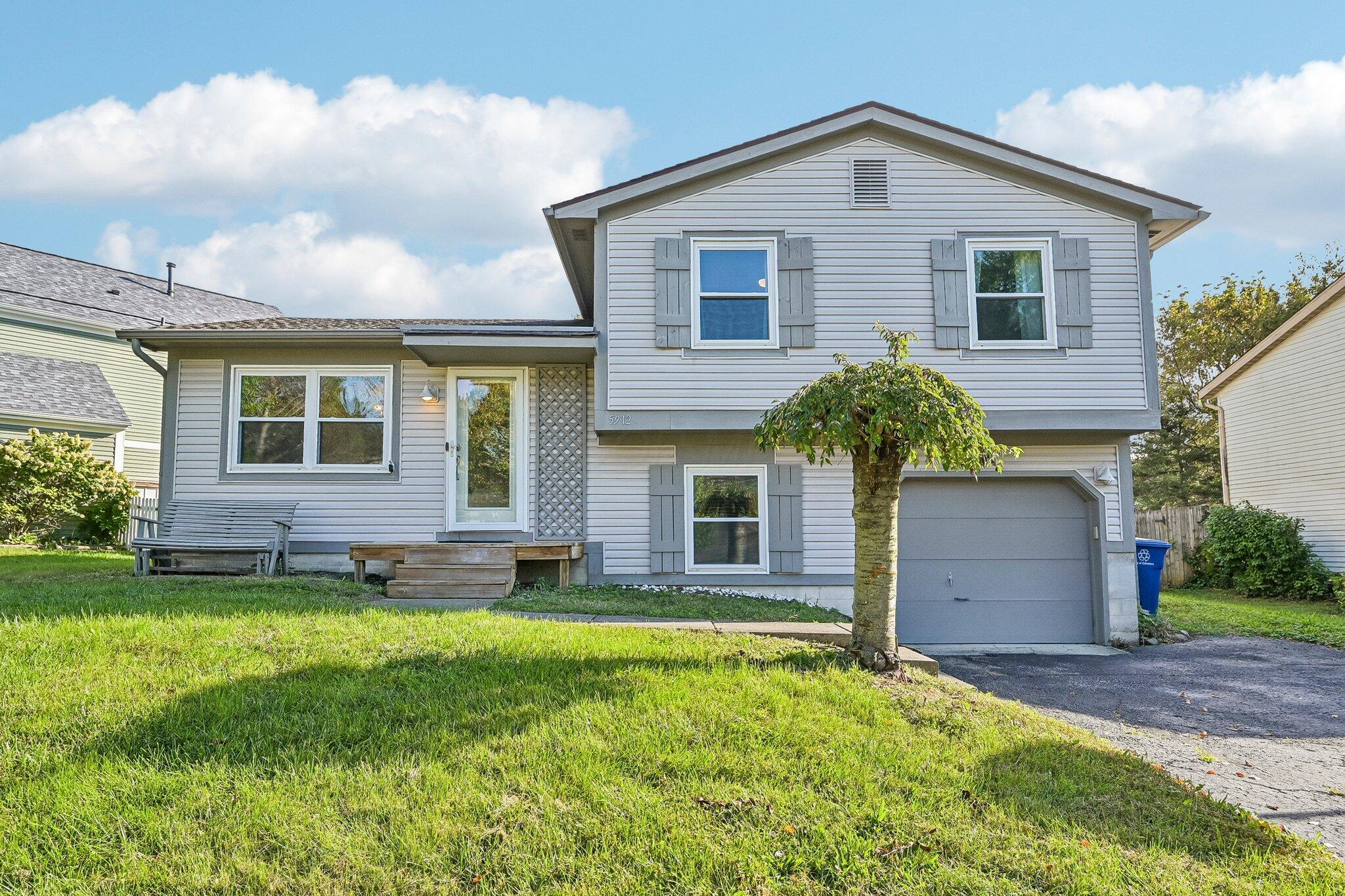 5912 Honbury Court Property Photo 1