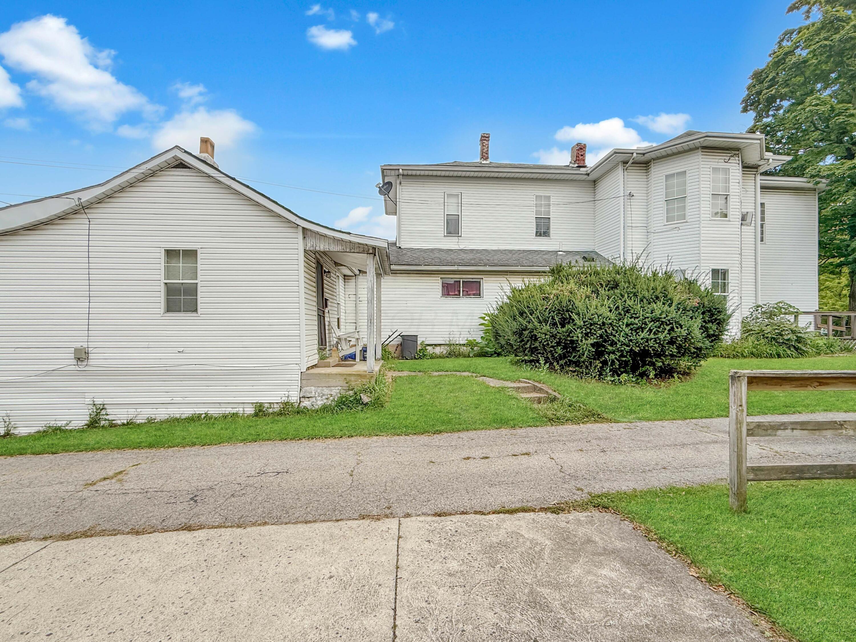 226037758 Property Photo 5