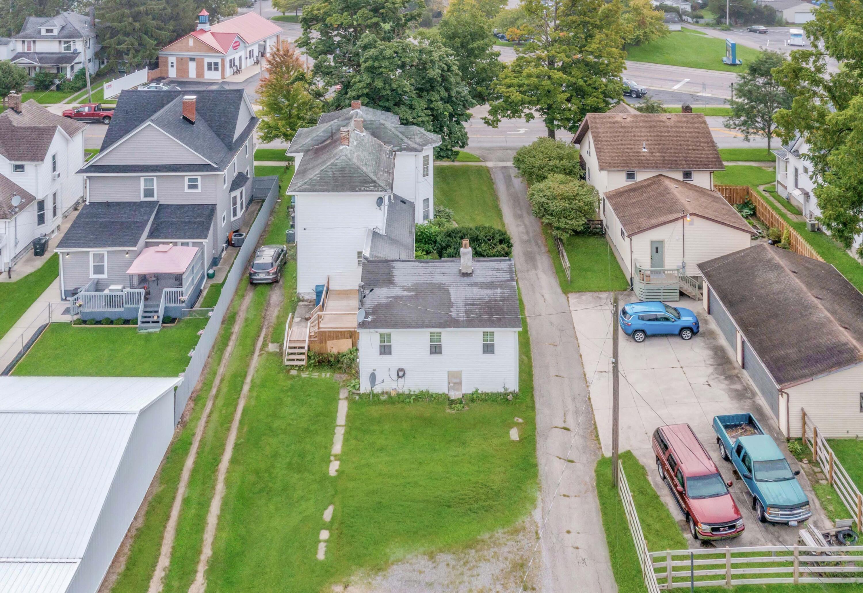 226037758 Property Photo 9