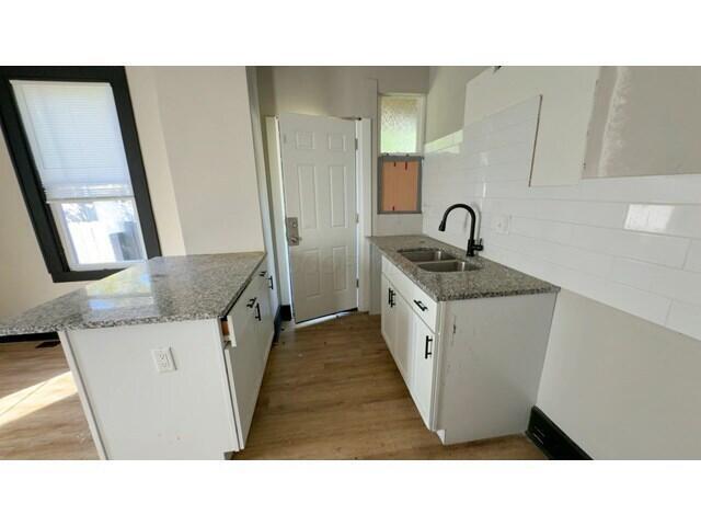 554 Oakwood Avenue Property Photo 16