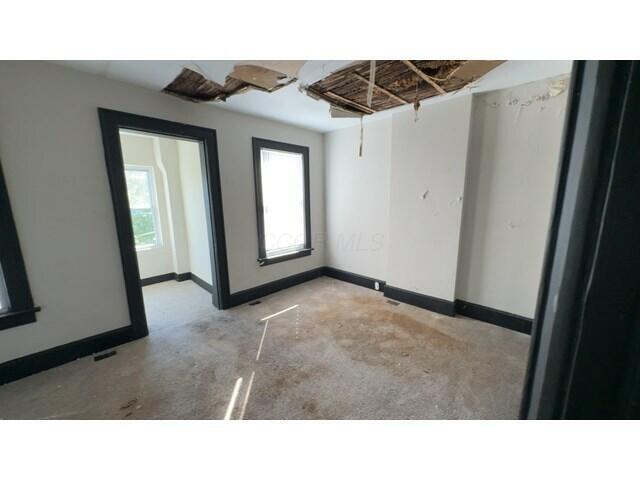 554 Oakwood Avenue Property Photo 25