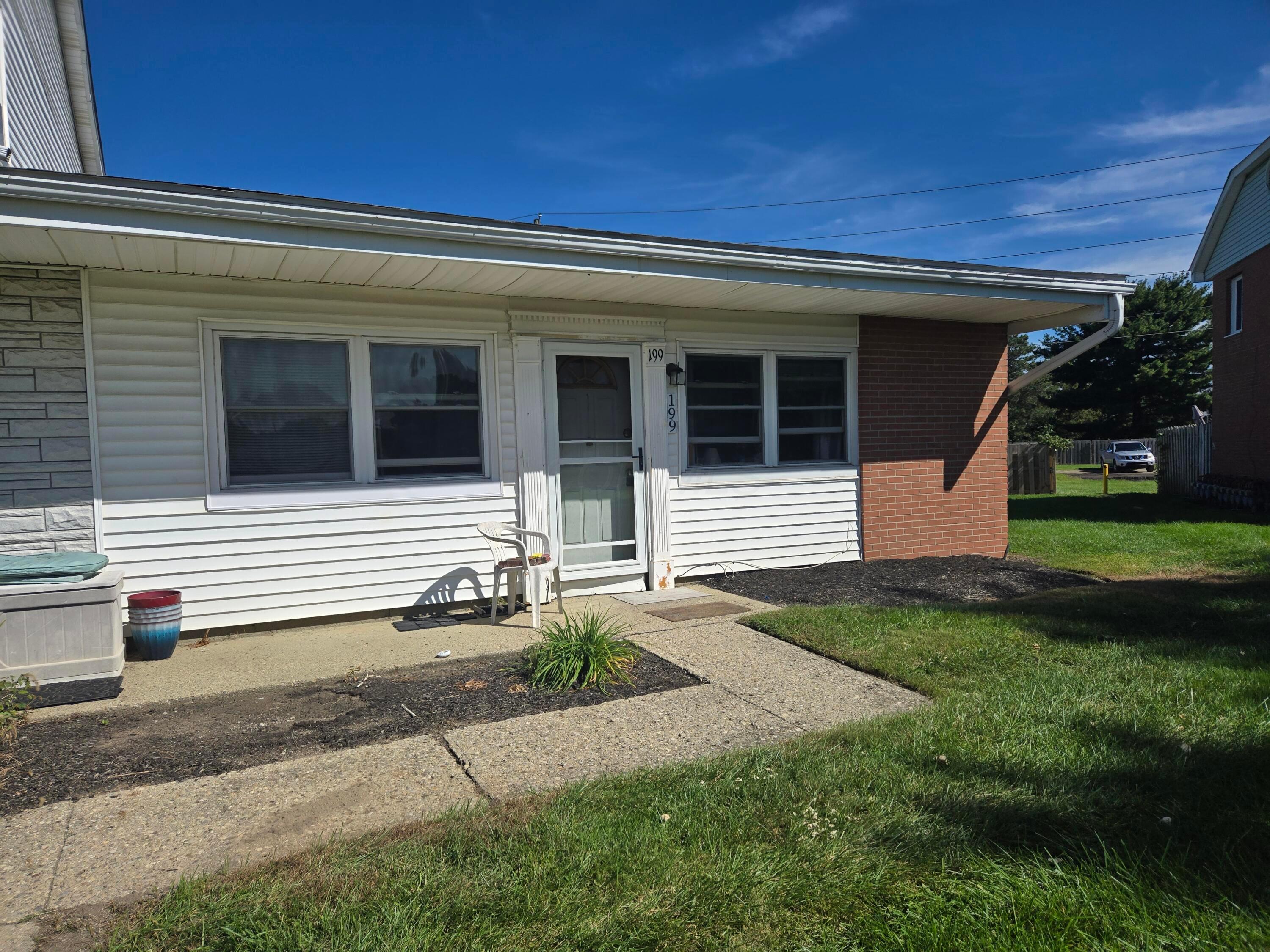 199 Buckeye Circle, B199 Property Photo 1
