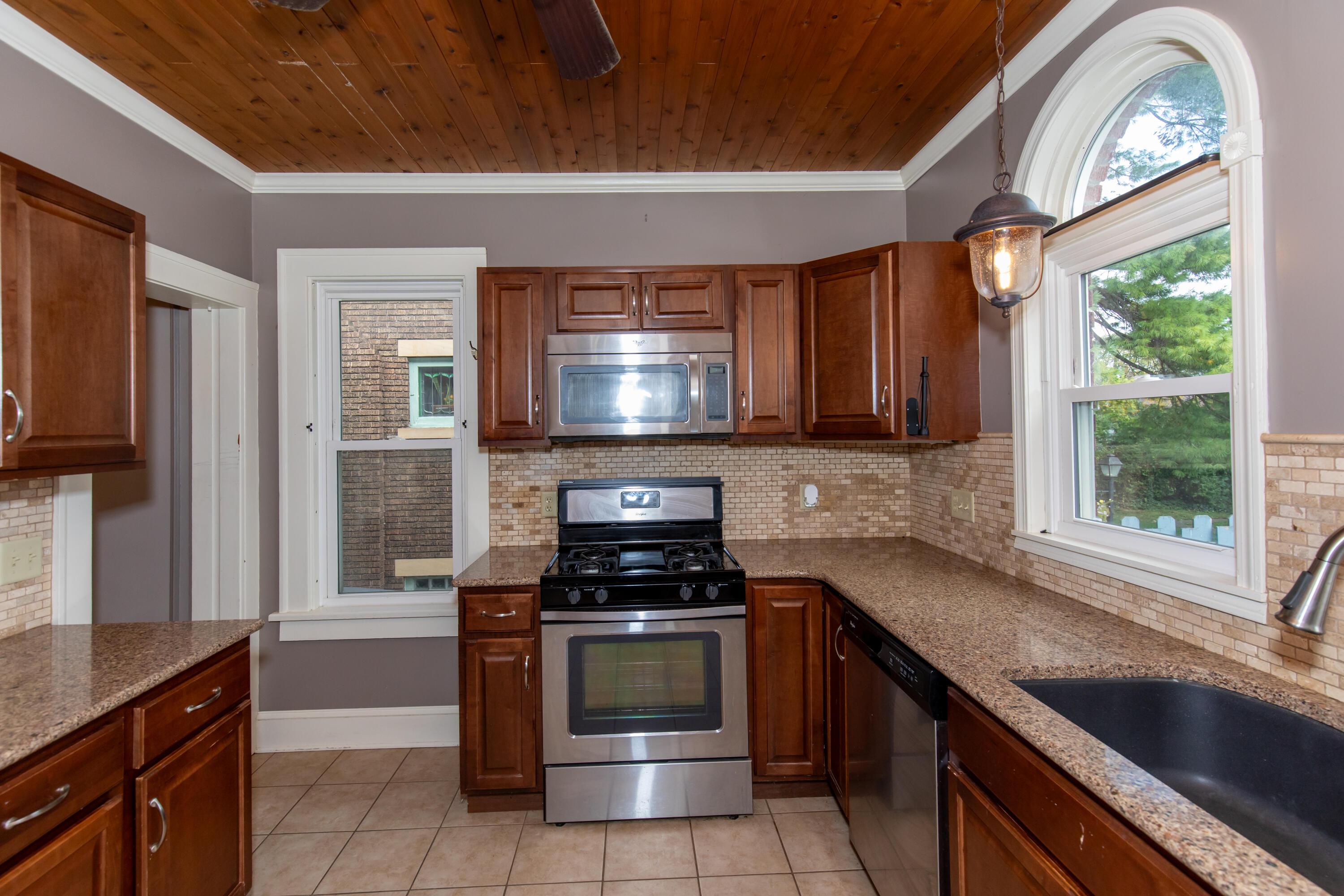 1134 Columbus Avenue Property Photo 22