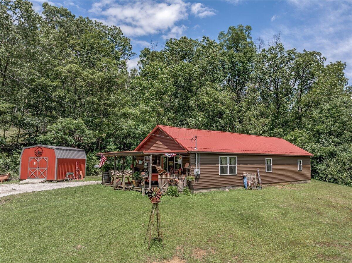 100 Camelin Hill Road Property Photo 1