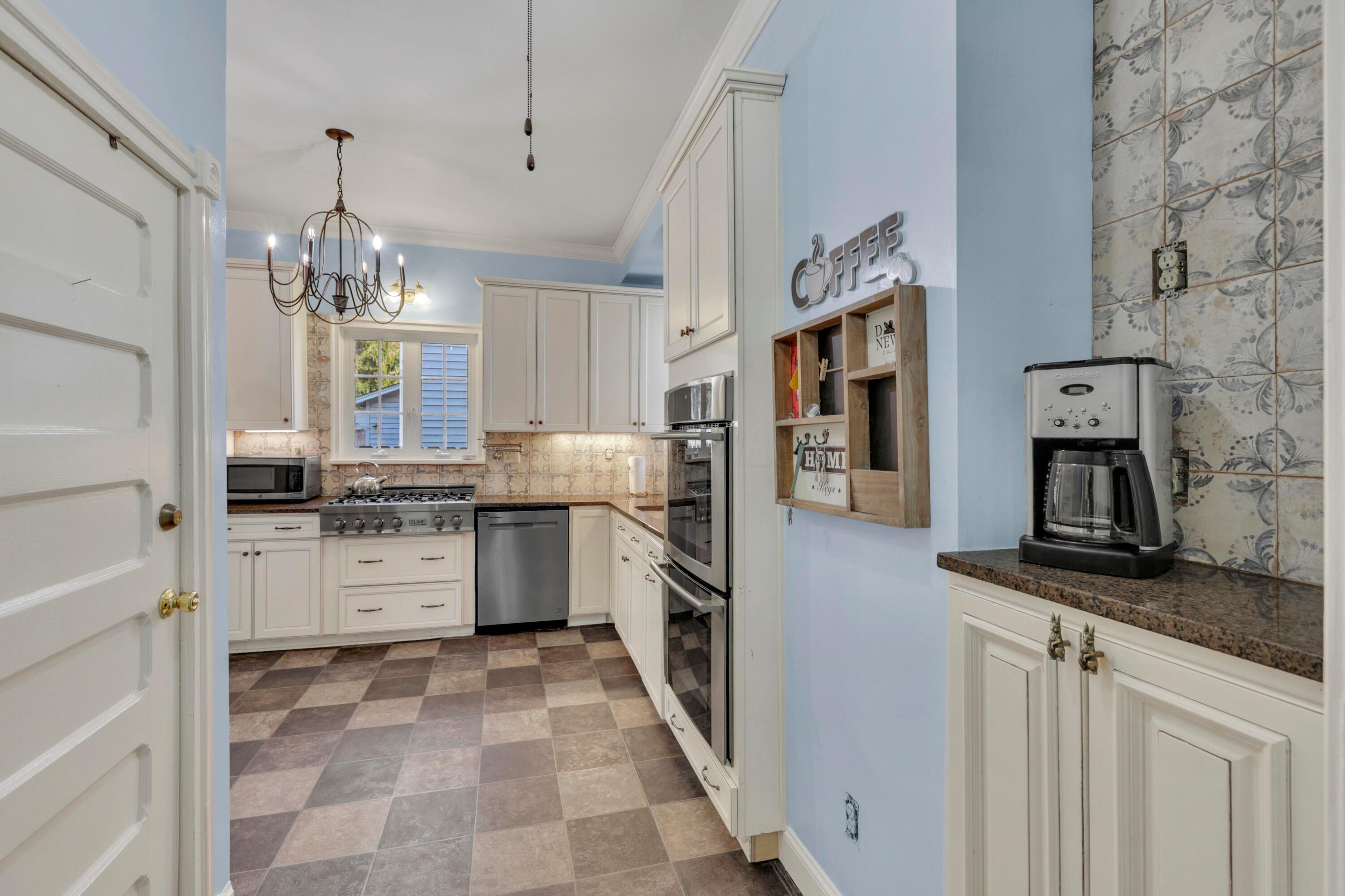 417 E Chestnut Street, 415 And 417 Property Photo 17
