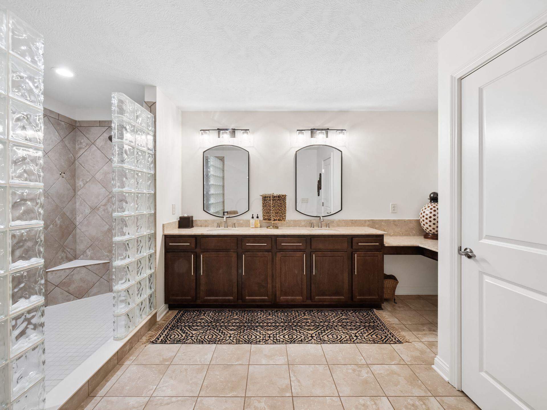 6727 Winemack Loop Property Photo 43