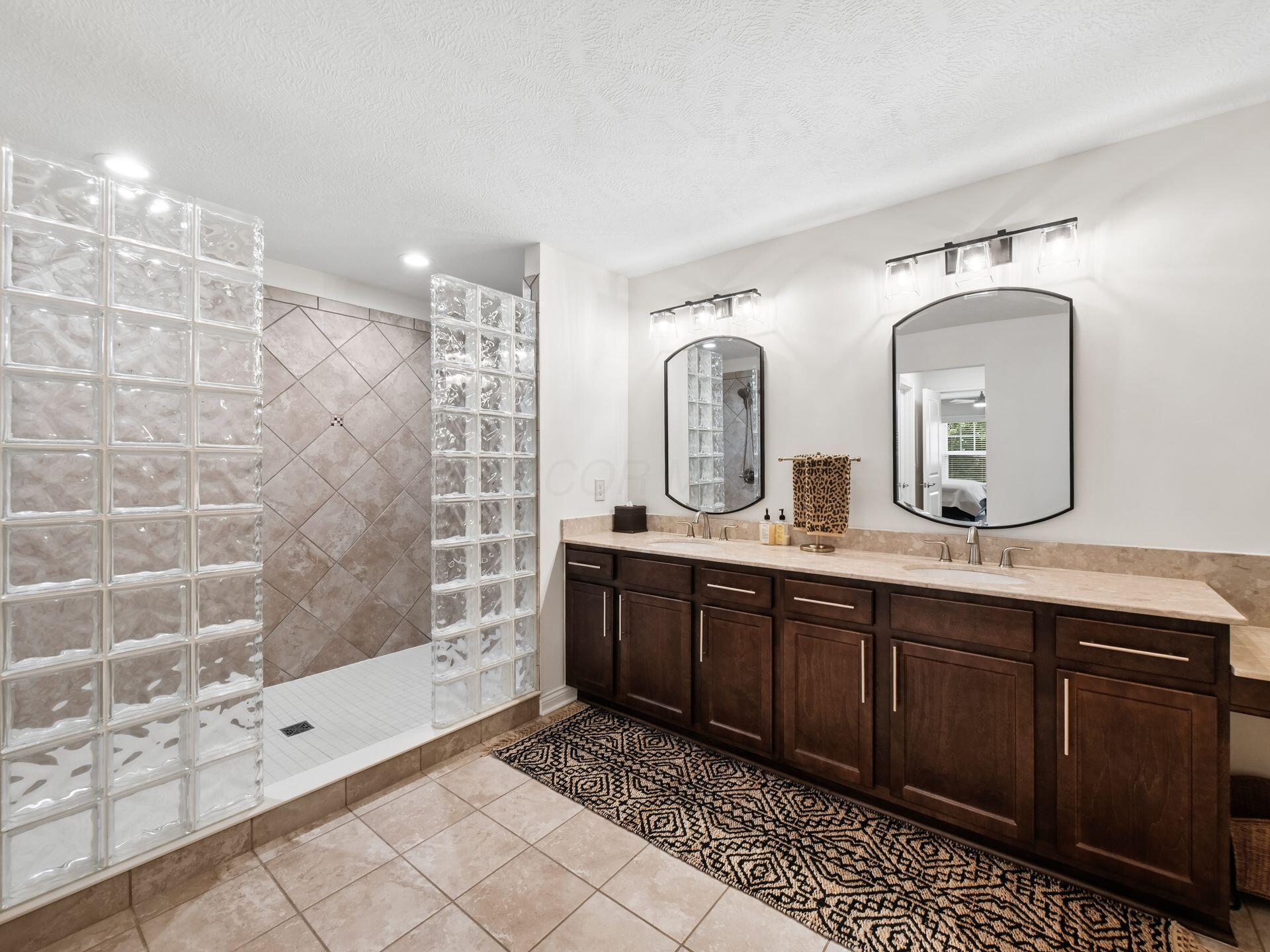 6727 Winemack Loop Property Photo 44