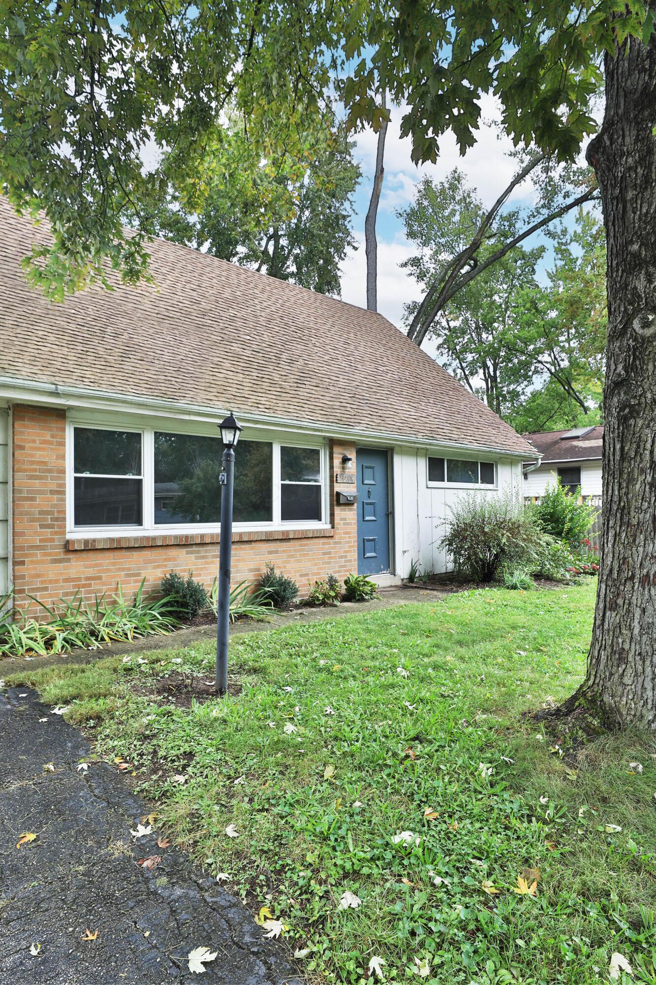1044 Caniff Road Property Photo 3
