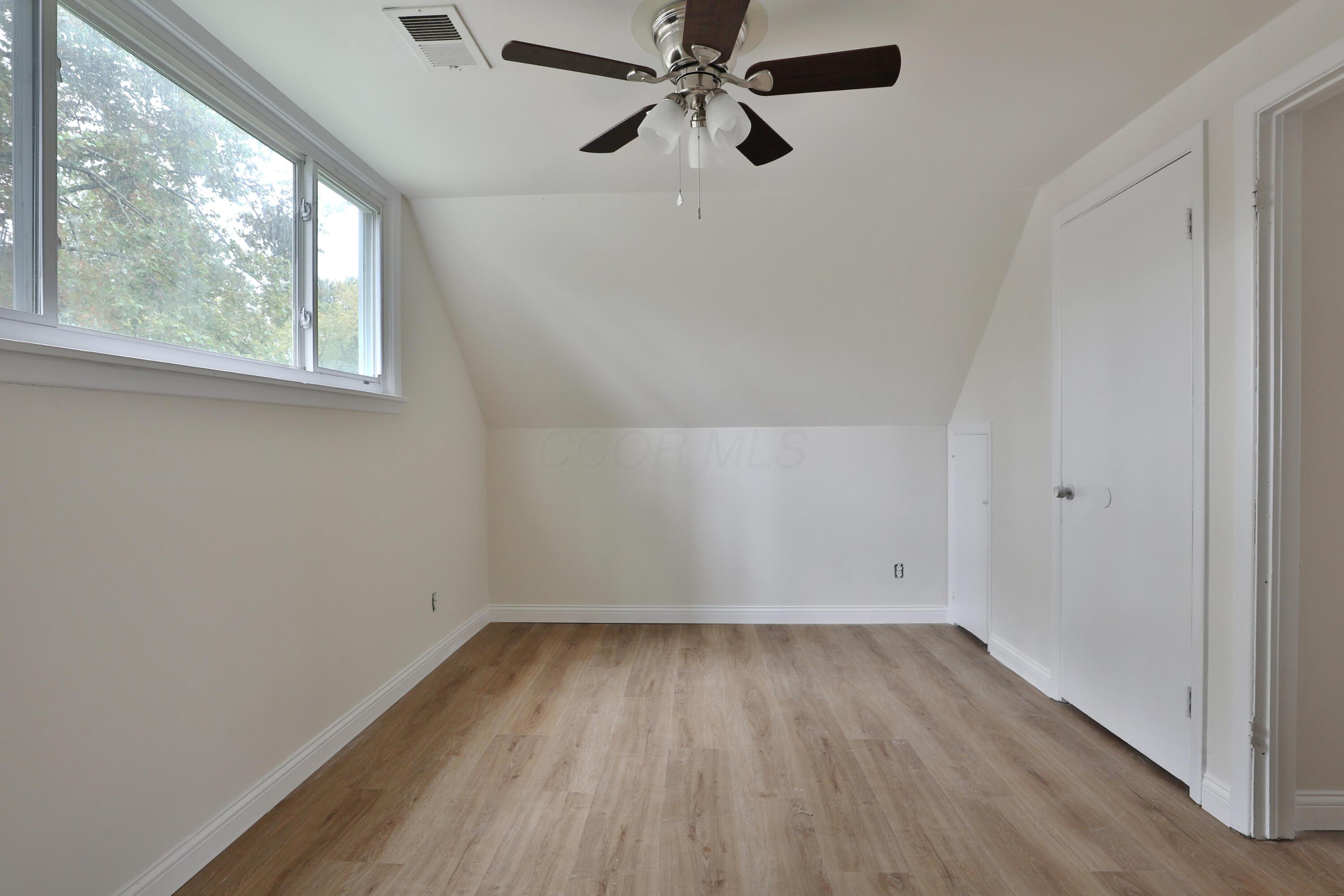 1044 Caniff Road Property Photo 24