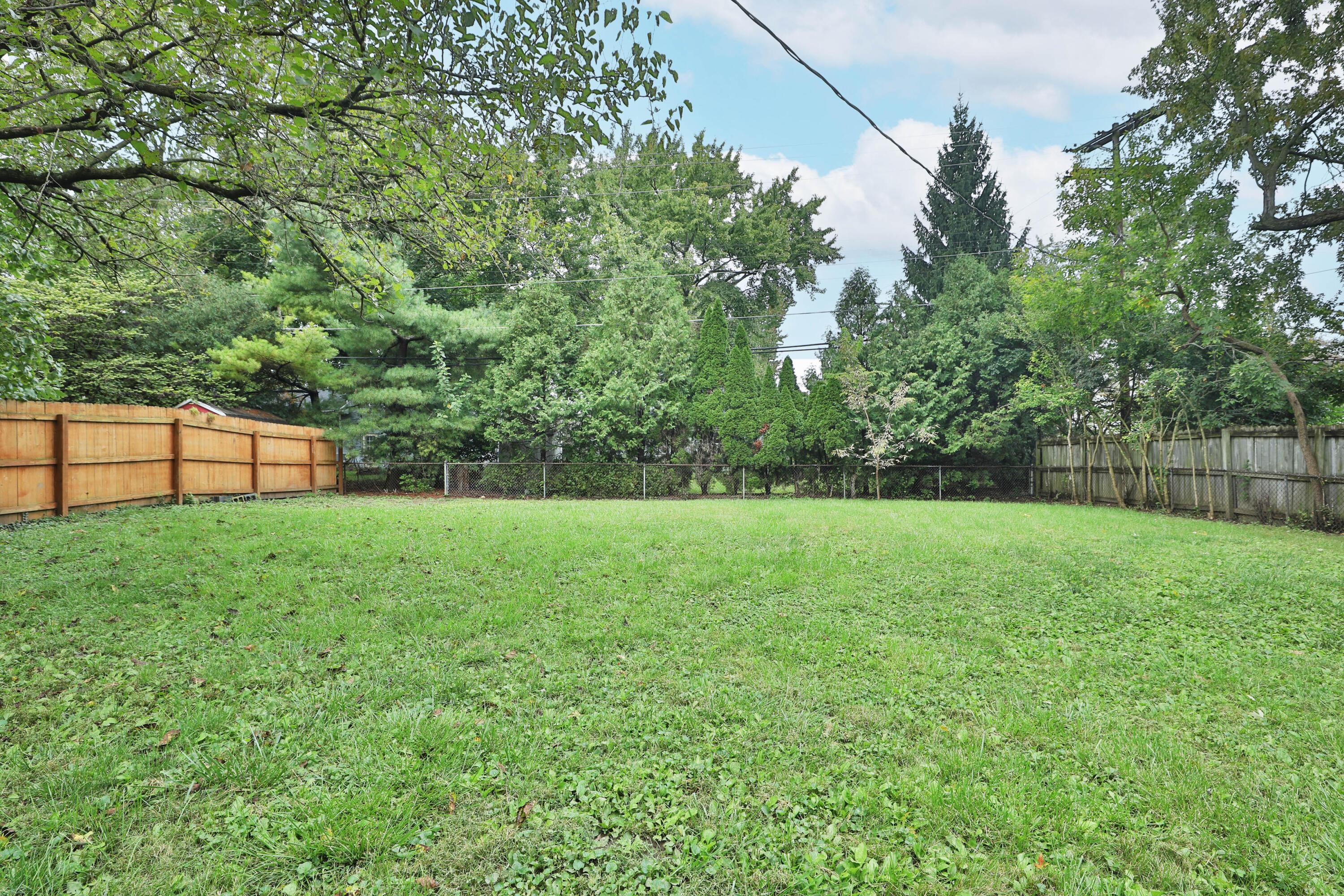 1044 Caniff Road Property Photo 30