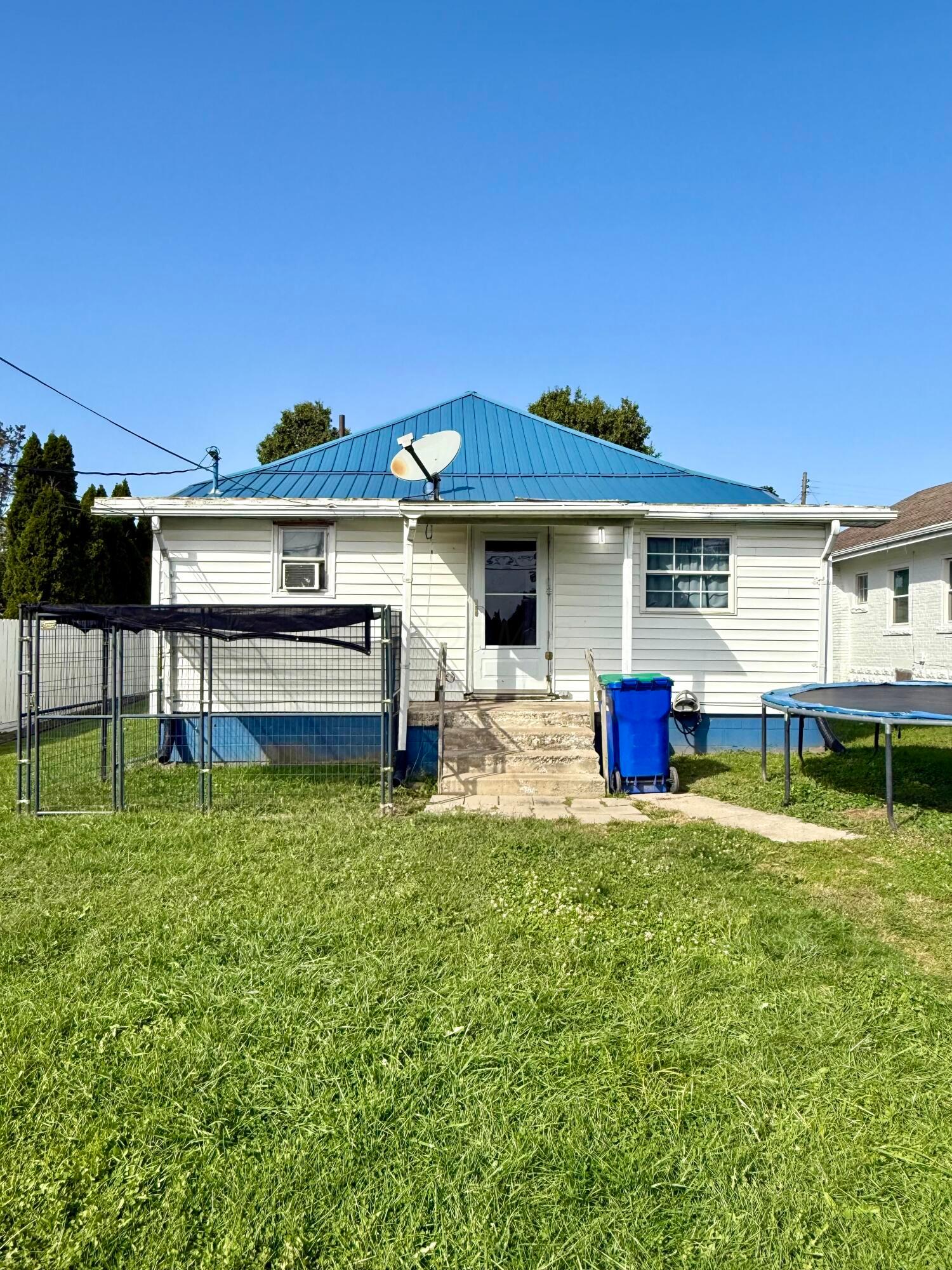 1209 Washington Avenue Property Photo 3