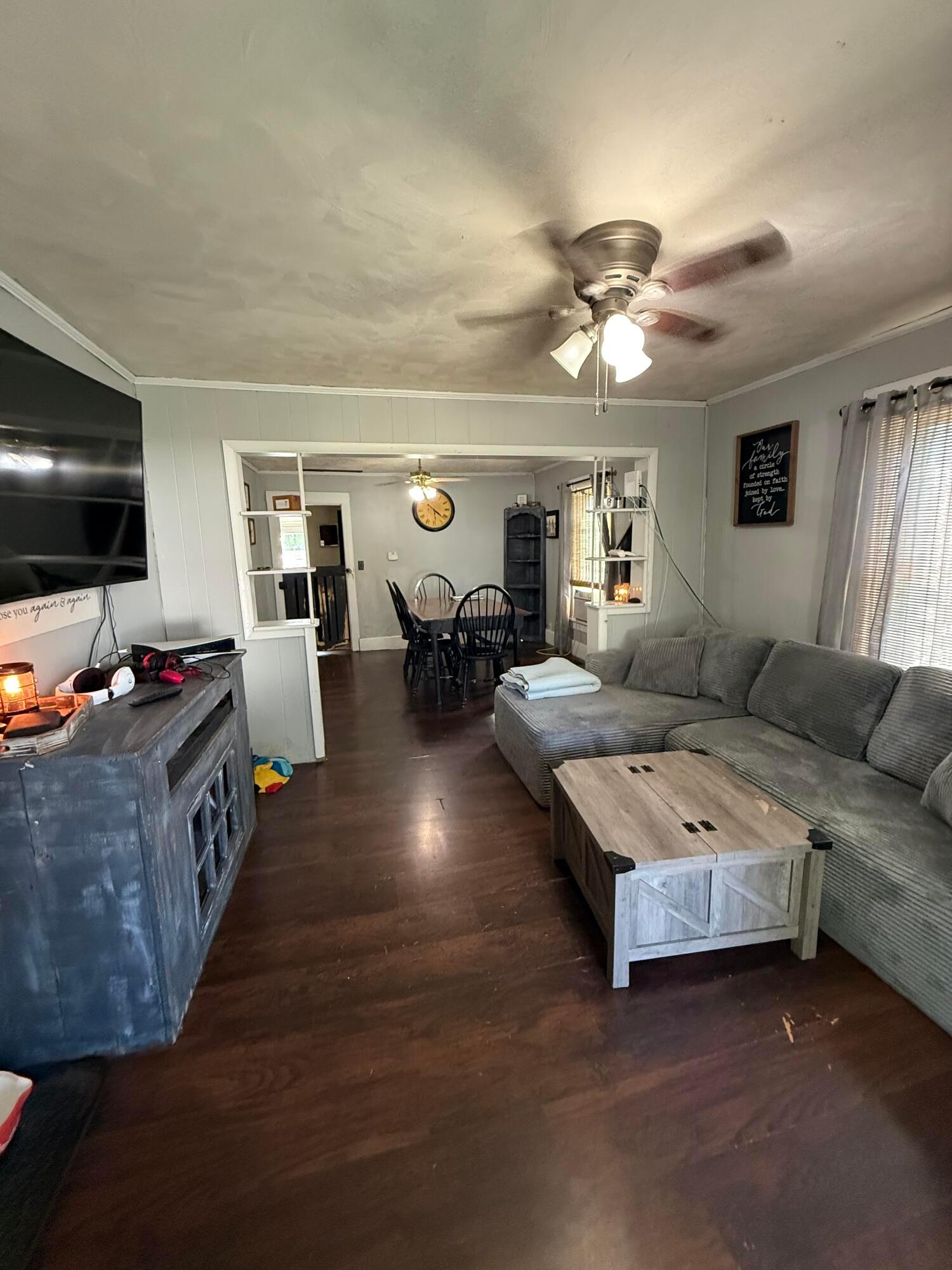 1209 Washington Avenue Property Photo 5