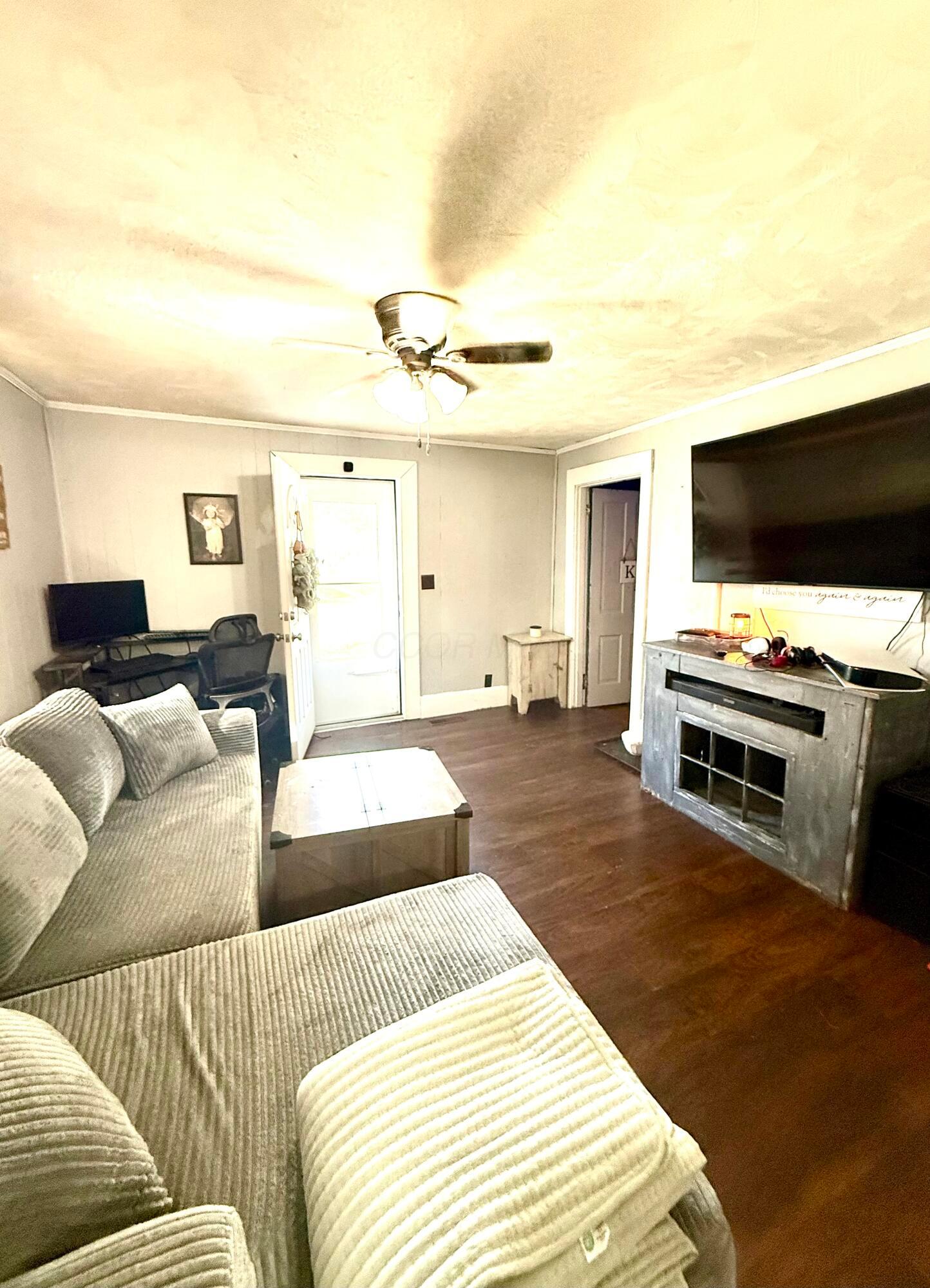 1209 Washington Avenue Property Photo 6