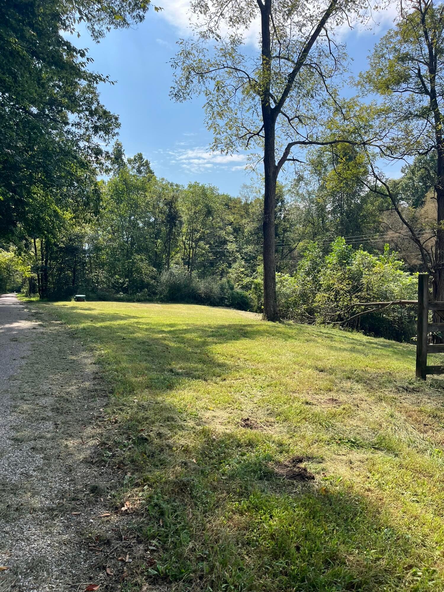 1005 Pearl Wood Road Property Photo 7