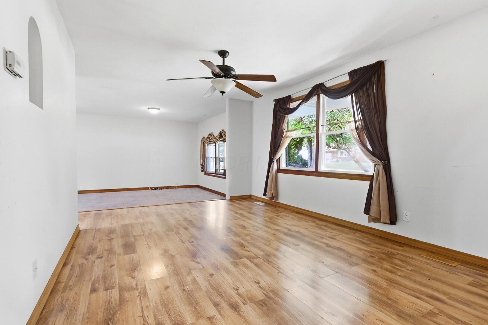 247 West Drive Property Photo 5