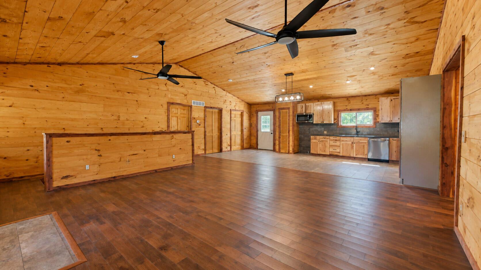 299 Spring Street Property Photo 4