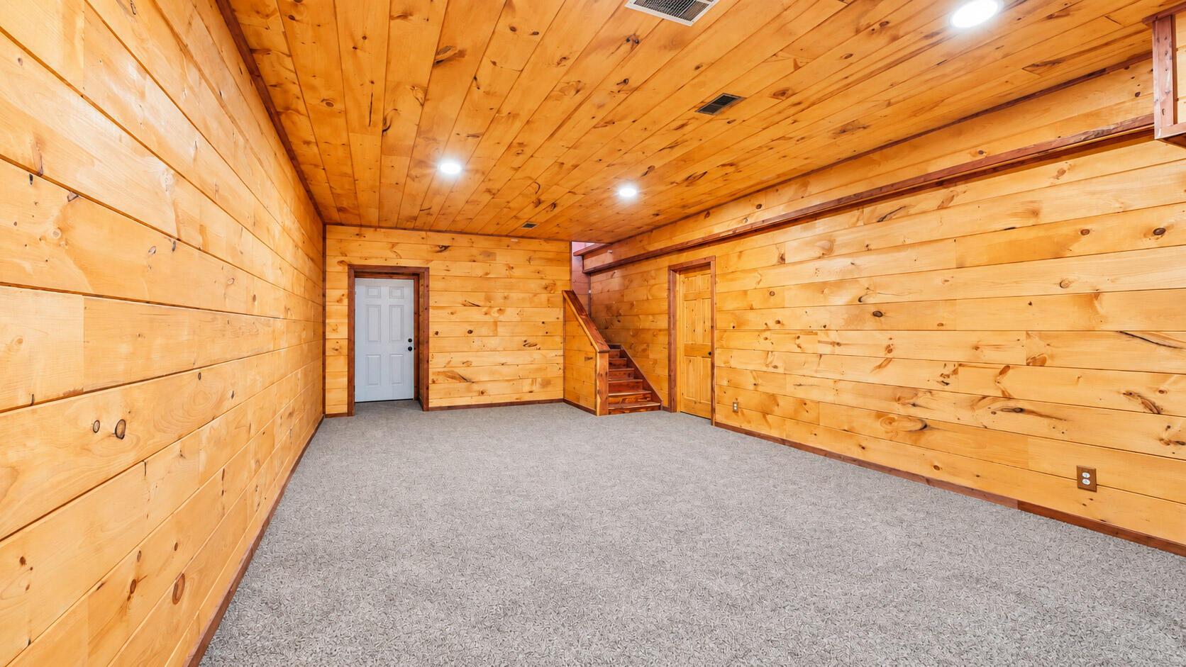 299 Spring Street Property Photo 14
