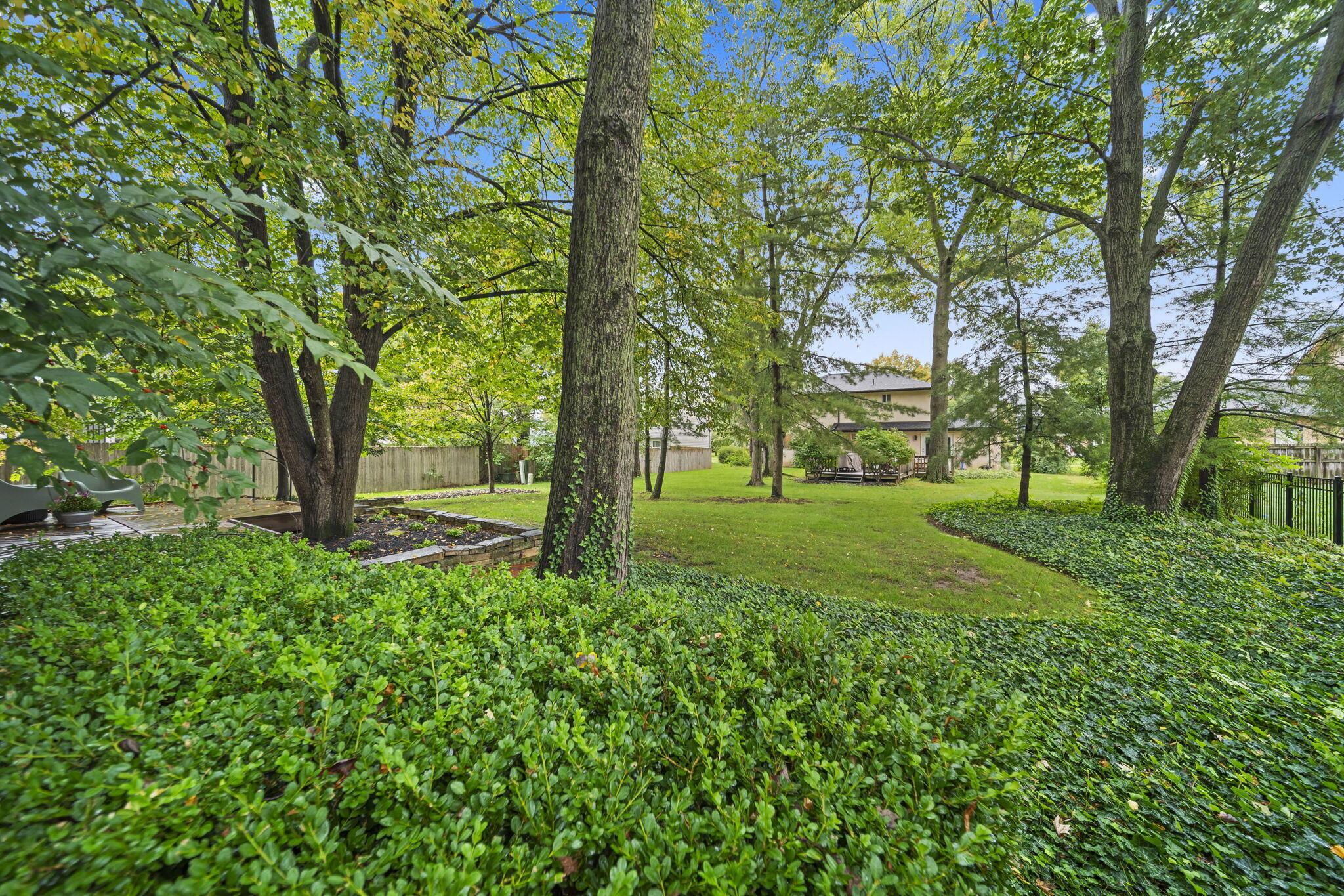 84 Belpre Place W Property Photo 3