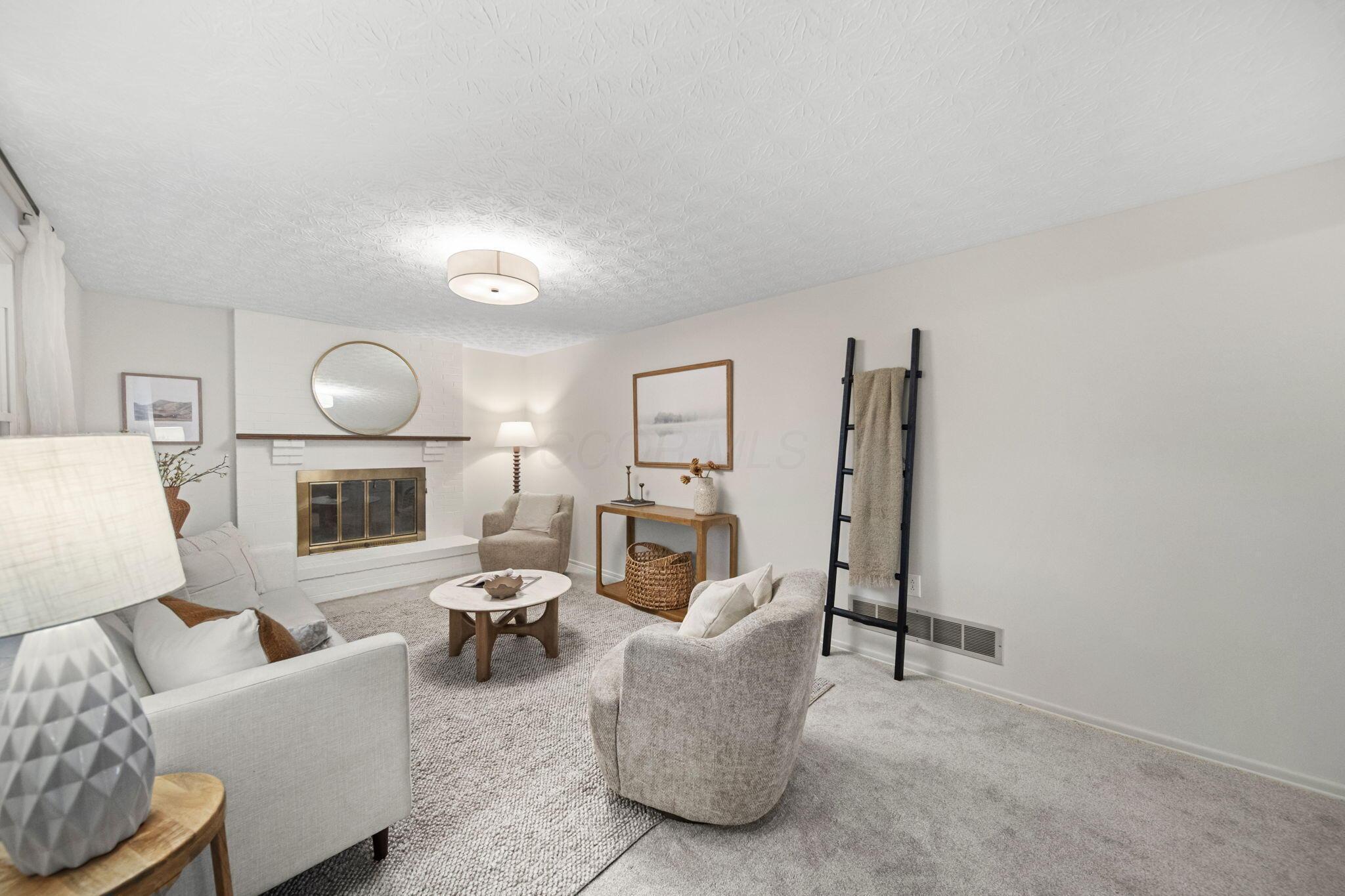 84 Belpre Place W Property Photo 13