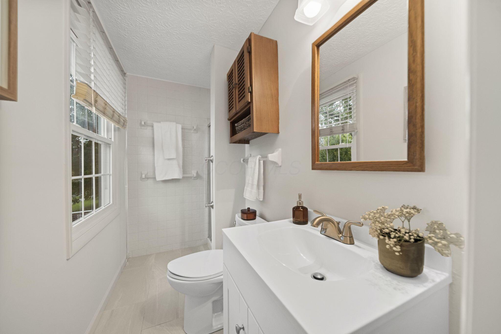 84 Belpre Place W Property Photo 24