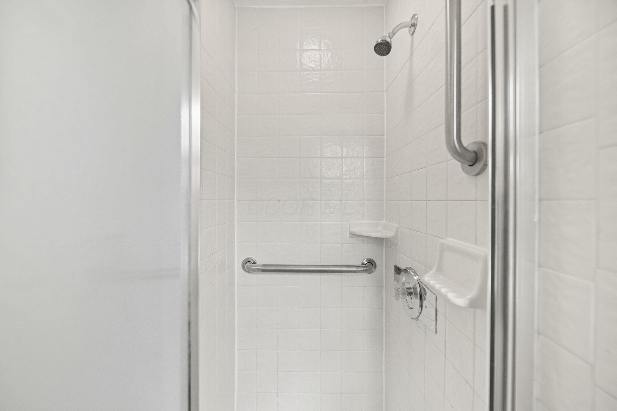 84 Belpre Place W Property Photo 25