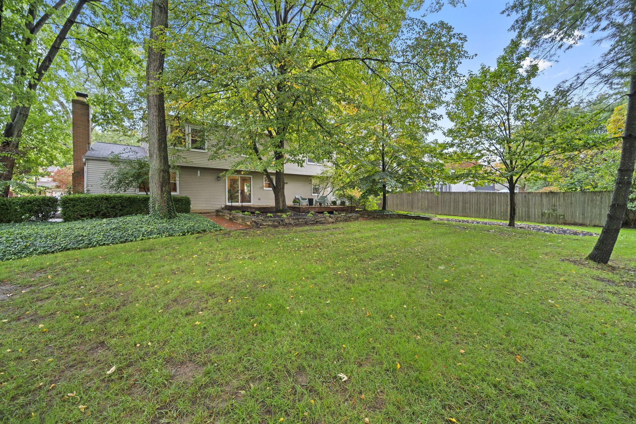84 Belpre Place W Property Photo 39