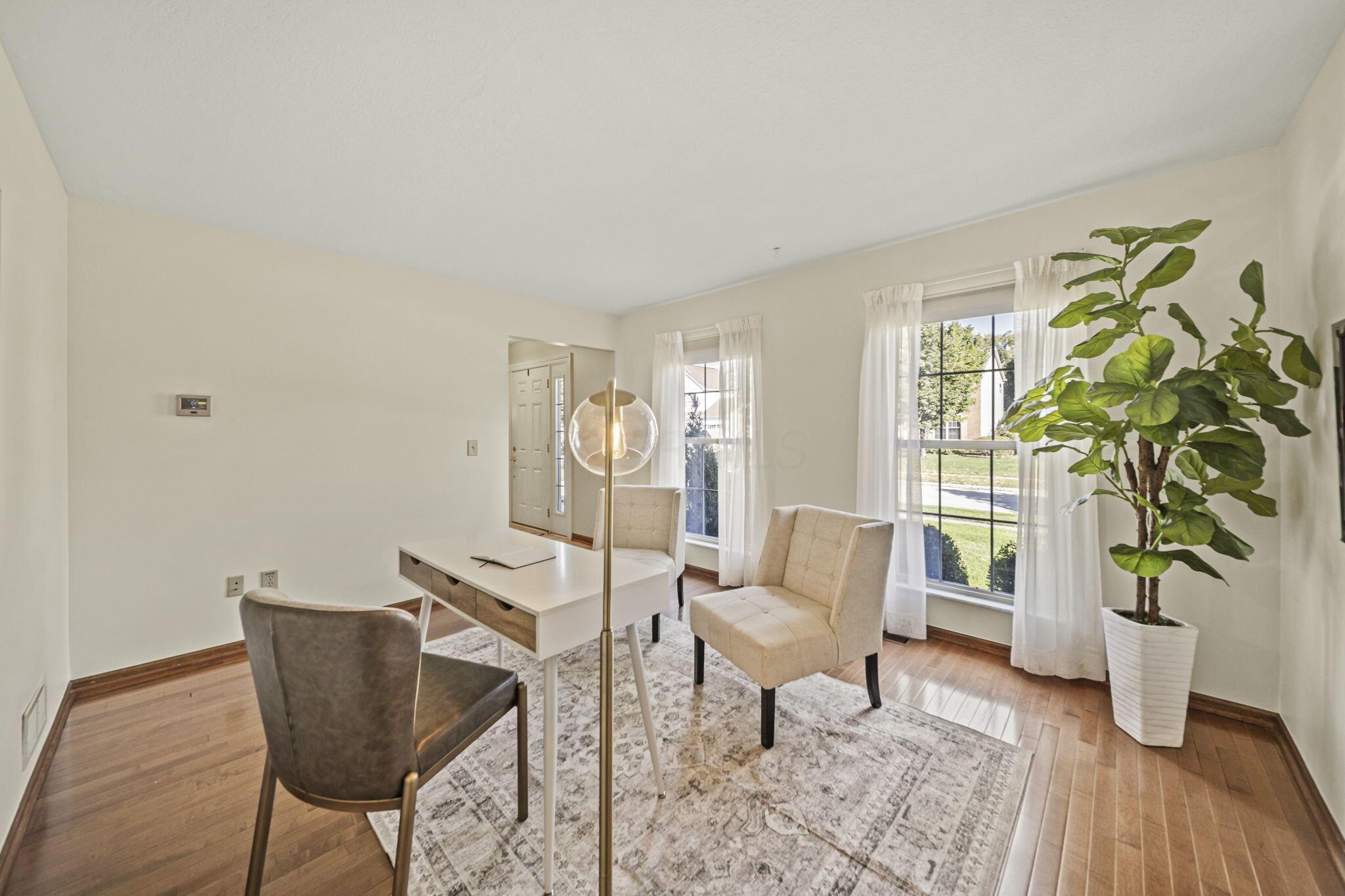 6137 Holywell Drive Property Photo 10