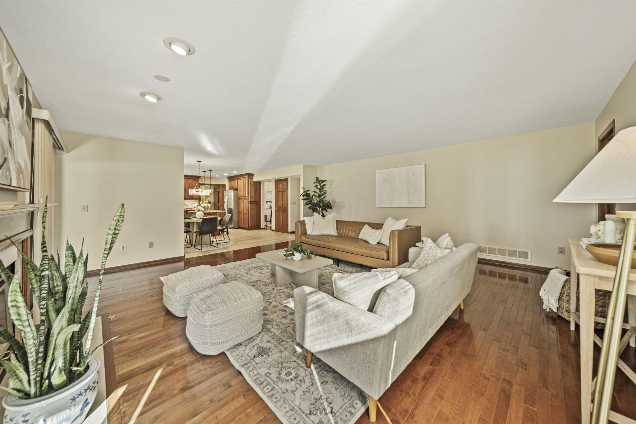 6137 Holywell Drive Property Photo 34