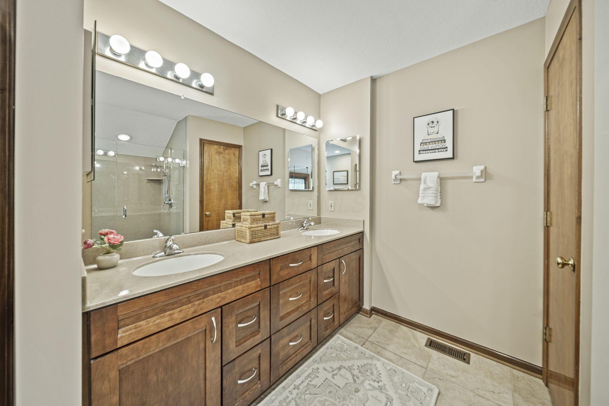 6137 Holywell Drive Property Photo 54