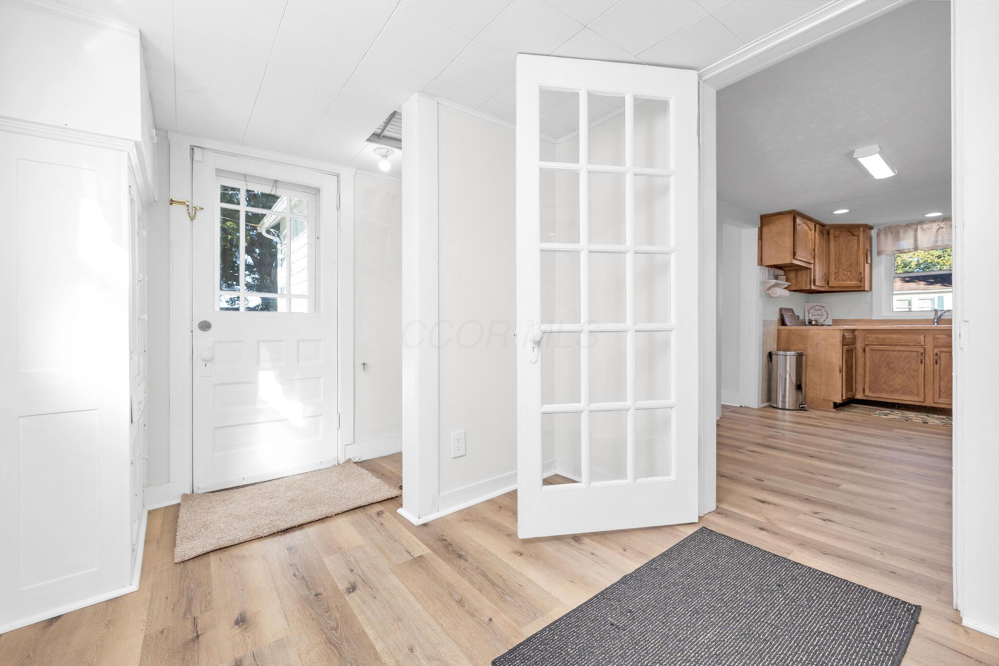 548 Center Avenue Property Photo 16