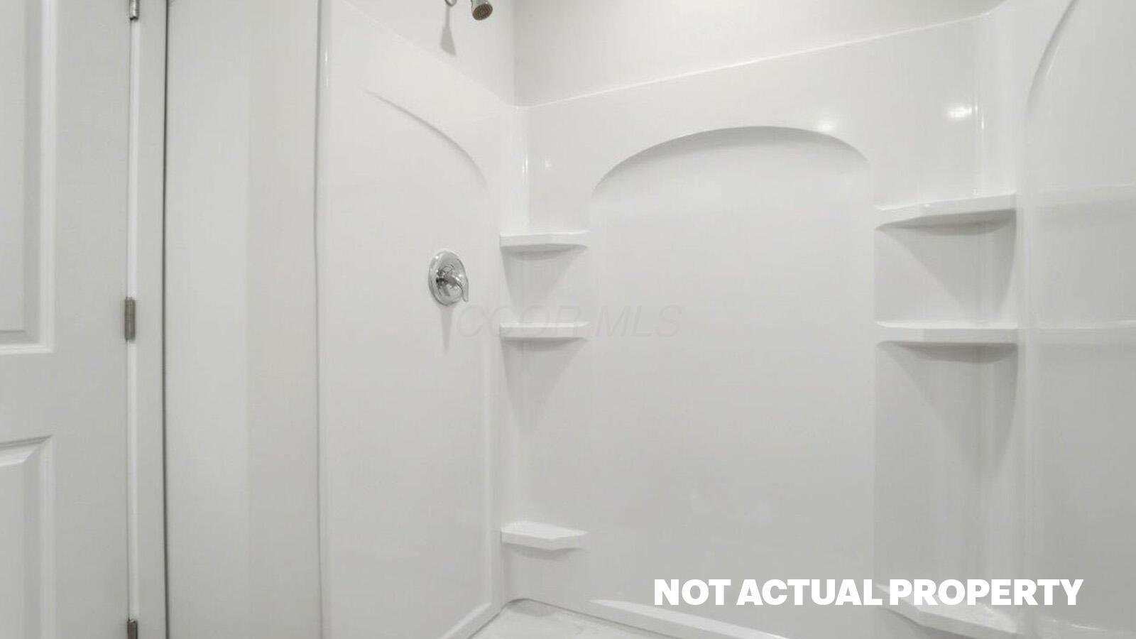 463 Samantha Drive Property Photo 28