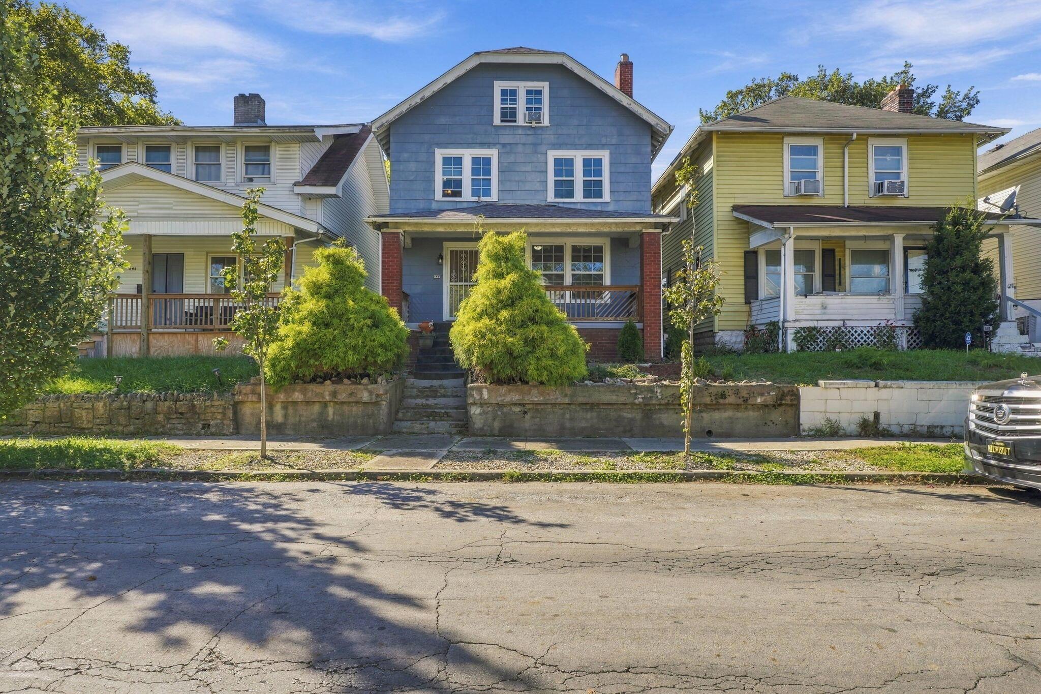 687 Lilley Avenue Property Photo 1