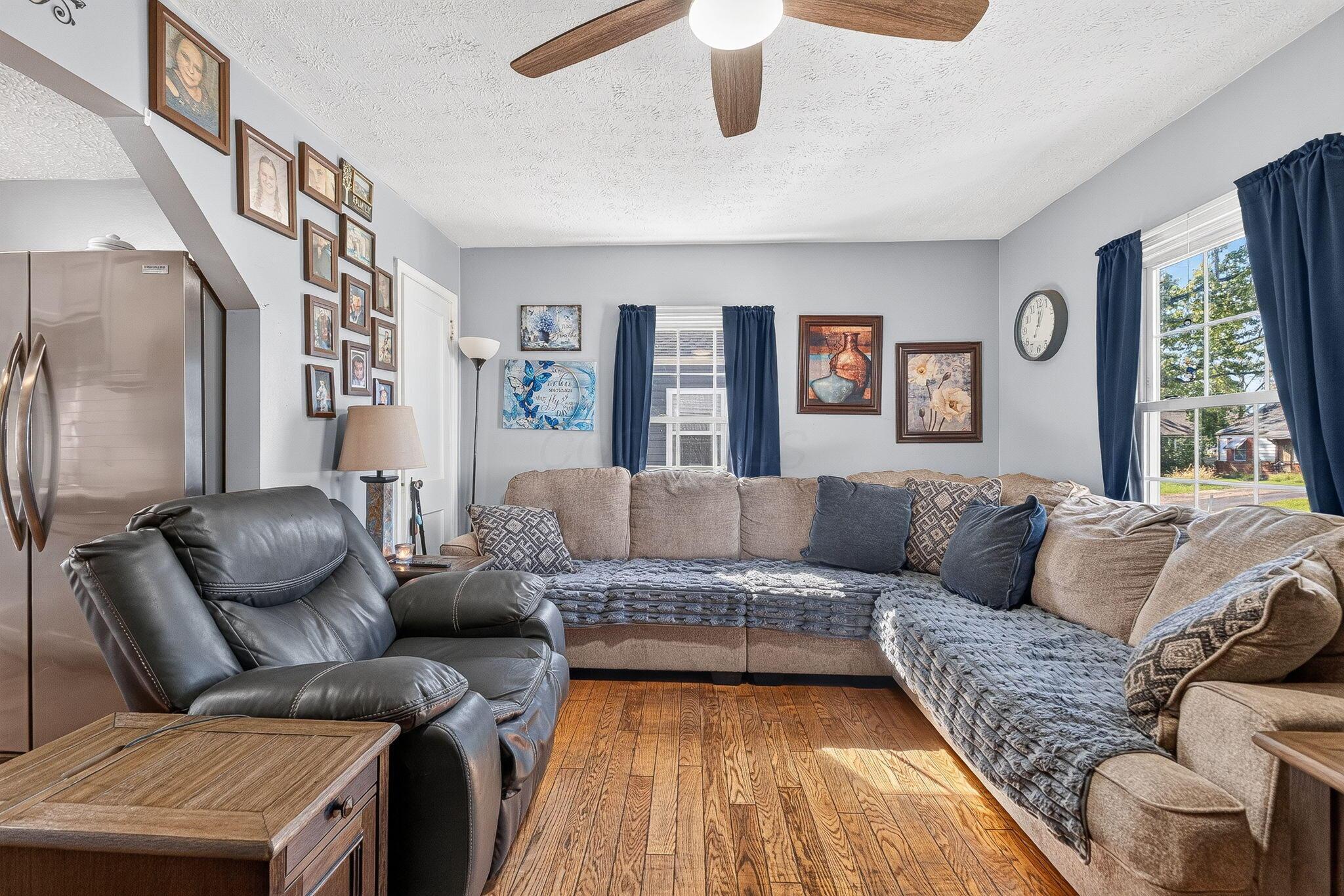 2610 Grasmere Avenue Property Photo 6
