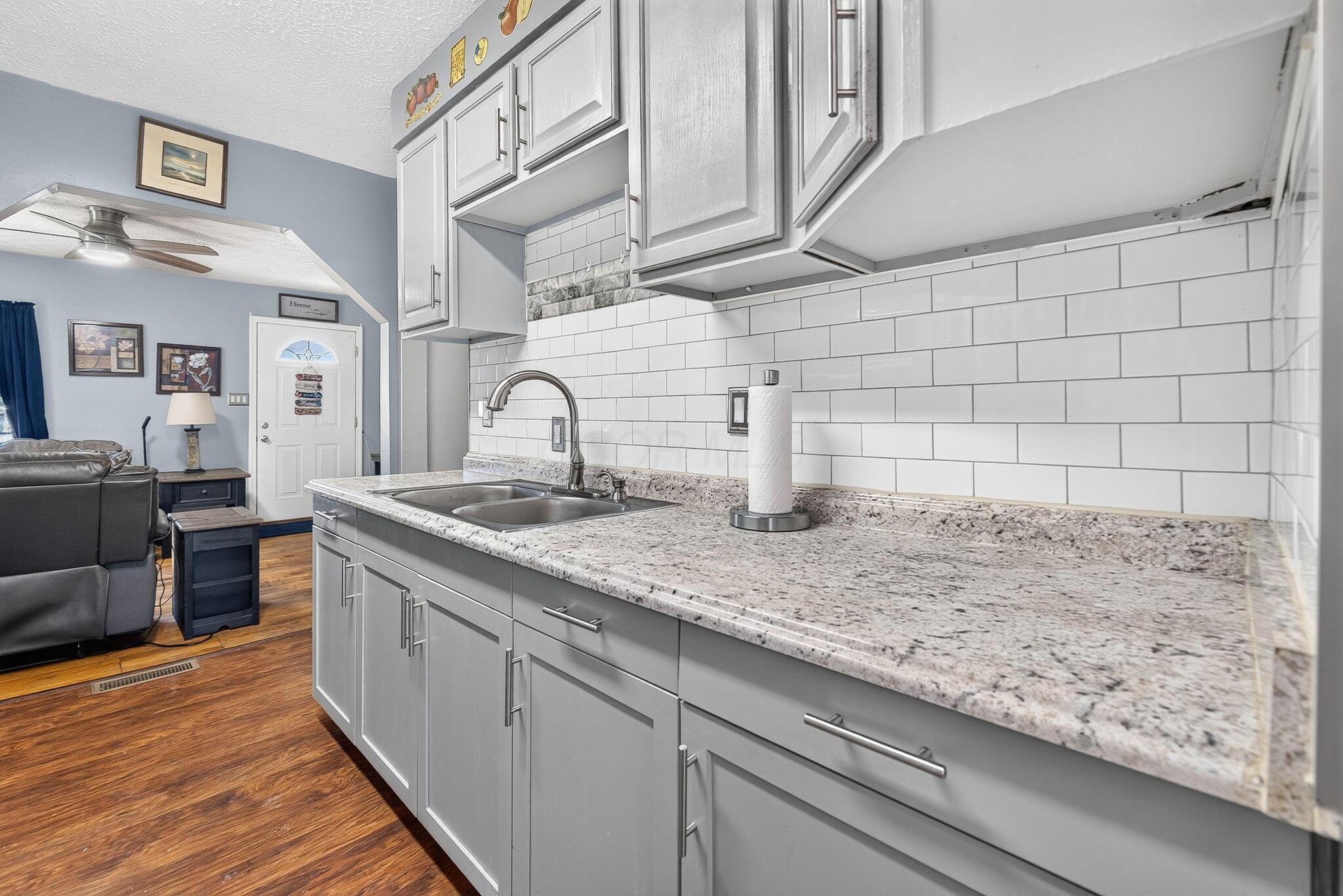 2610 Grasmere Avenue Property Photo 11