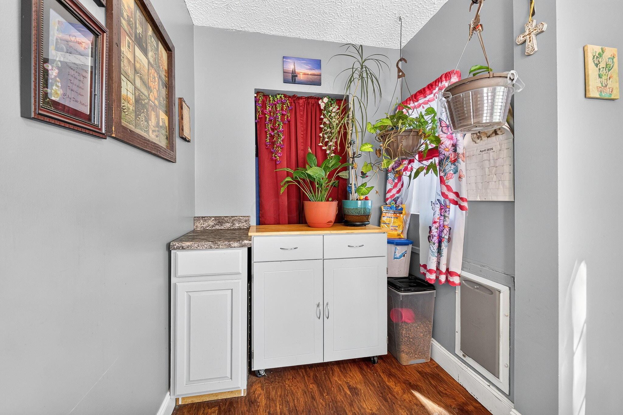 2610 Grasmere Avenue Property Photo 14