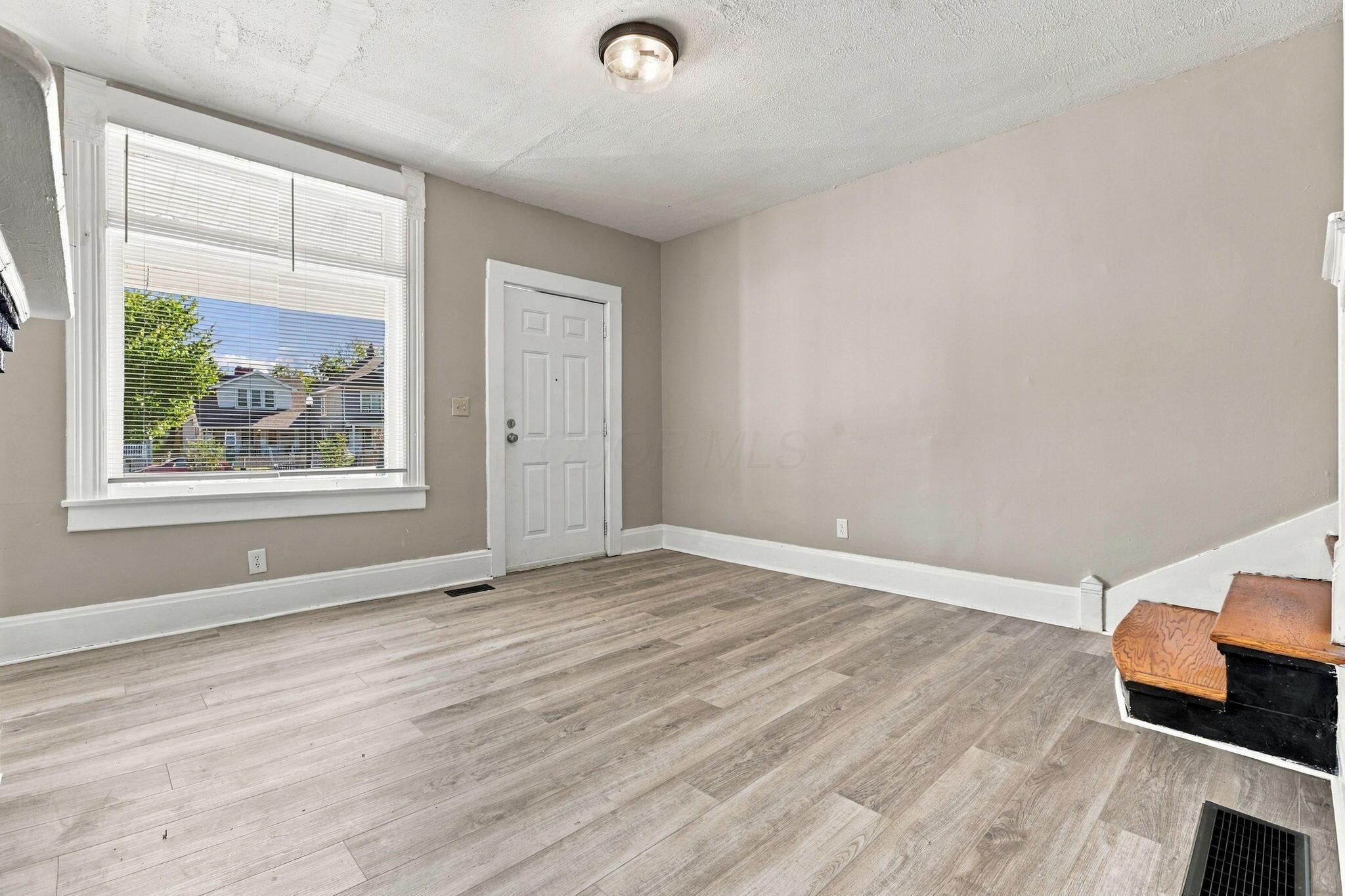39 N Guilford Avenue Property Photo 7