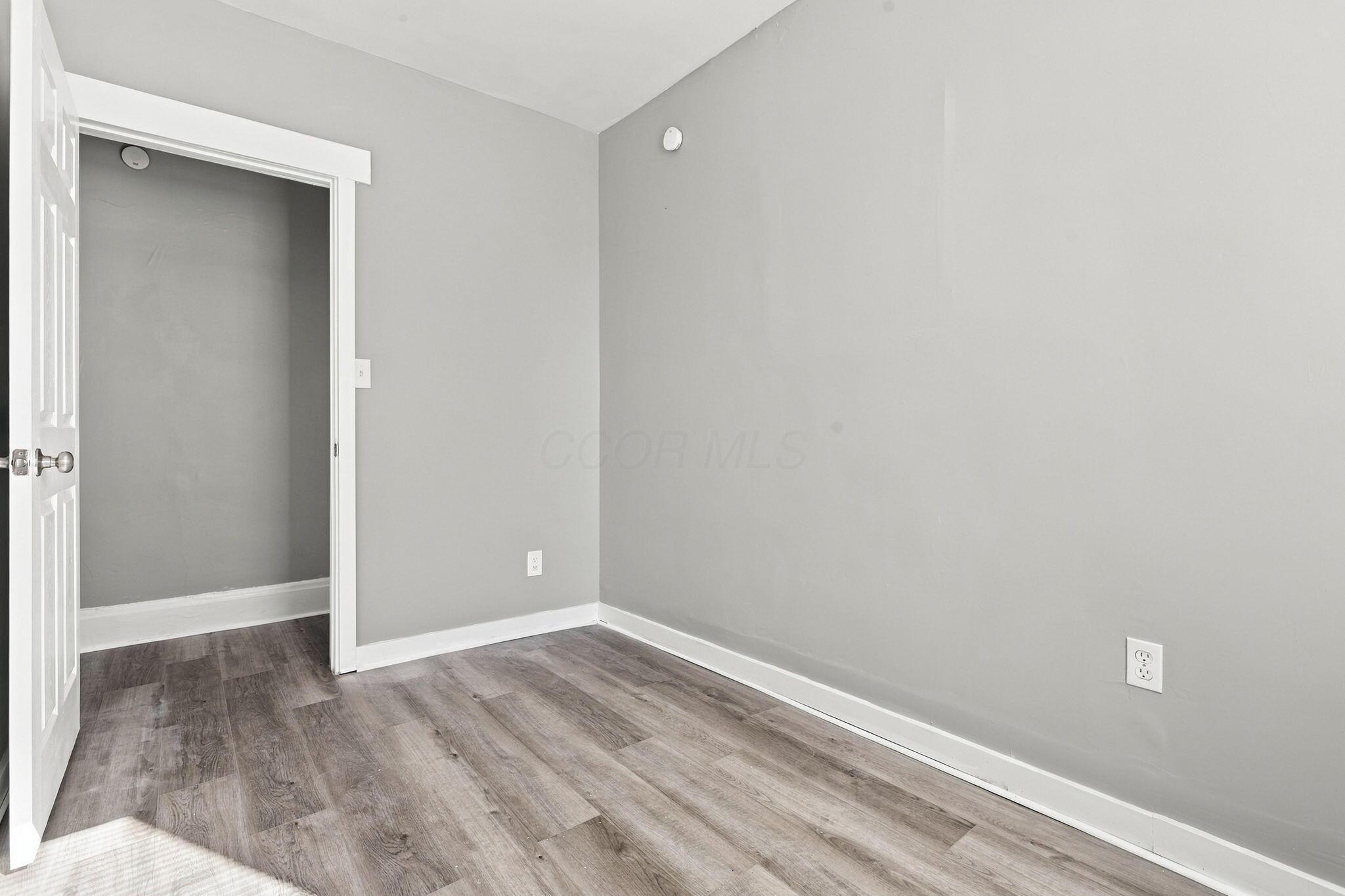 39 N Guilford Avenue Property Photo 19