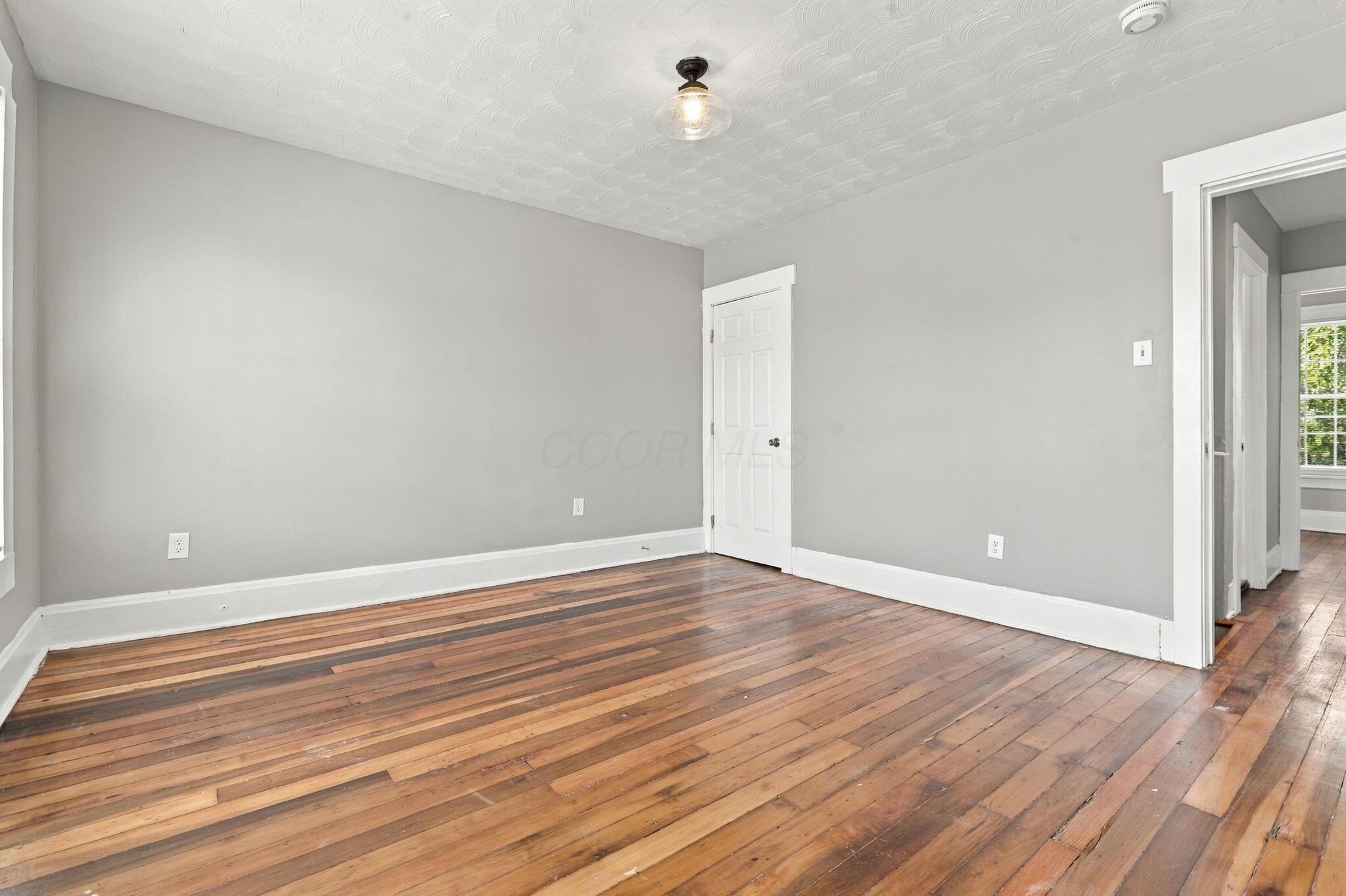 39 N Guilford Avenue Property Photo 22