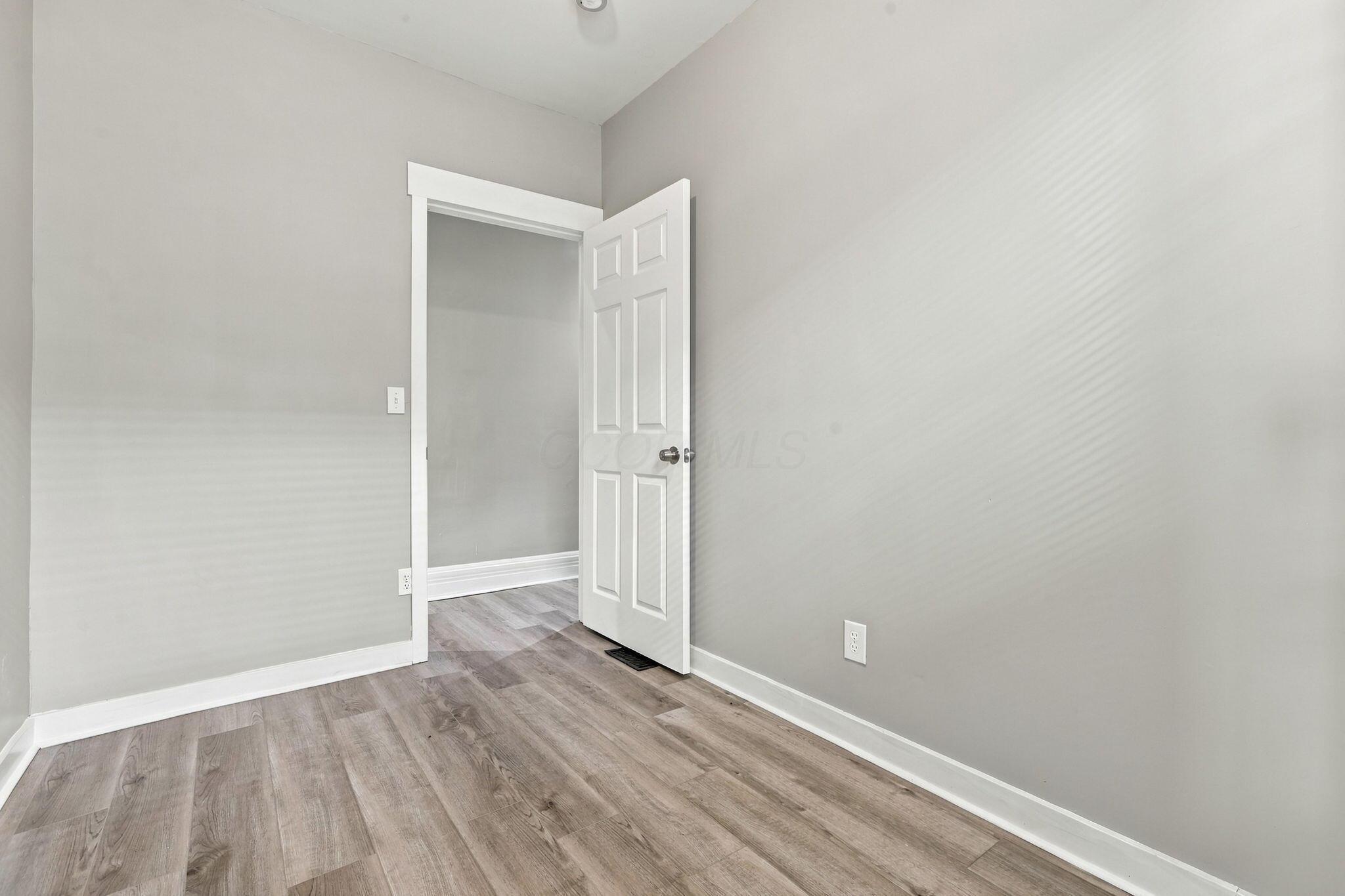 39 N Guilford Avenue Property Photo 40