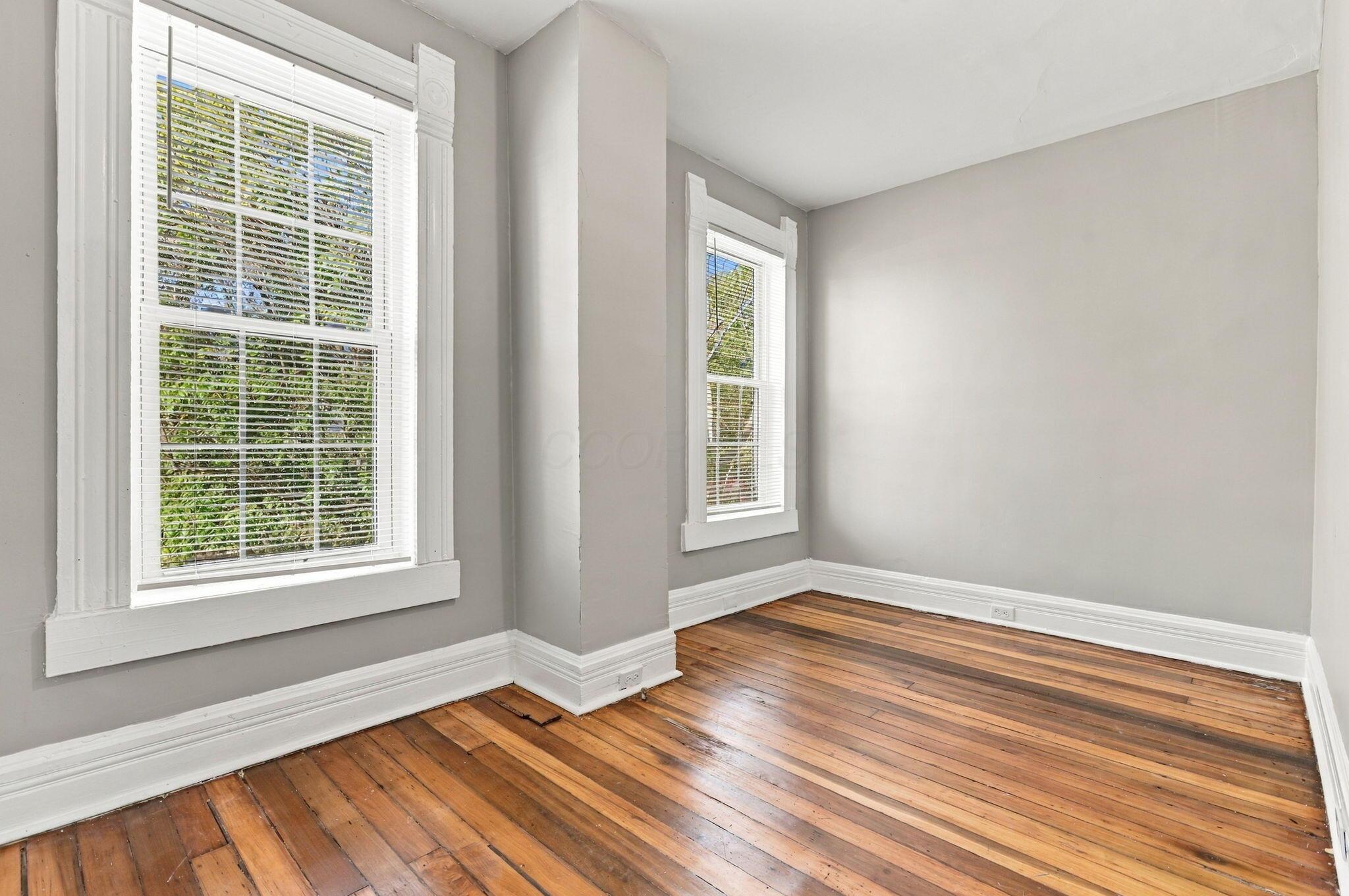 39 N Guilford Avenue Property Photo 43