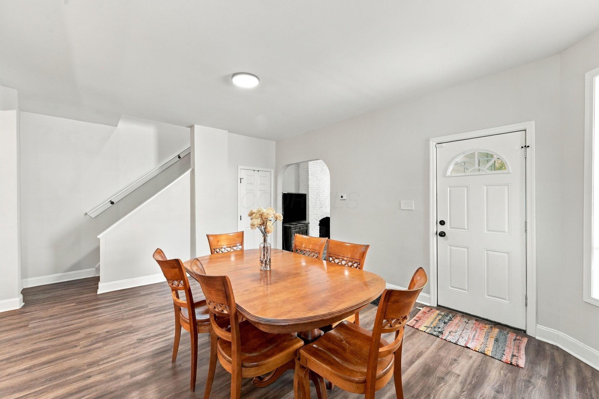 540 S Champion Avenue Property Photo 11