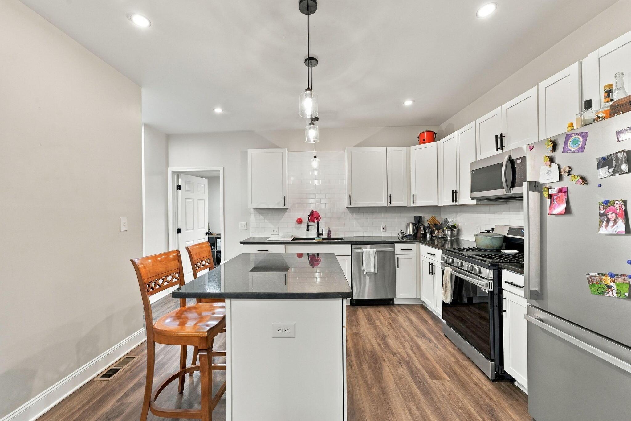 540 S Champion Avenue Property Photo 14